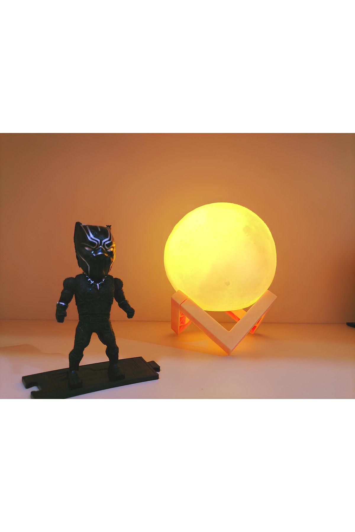 Işık kasabası Marvel black panter biblo ve 3D LED küre gece lambası dekoratif hediye kutusu