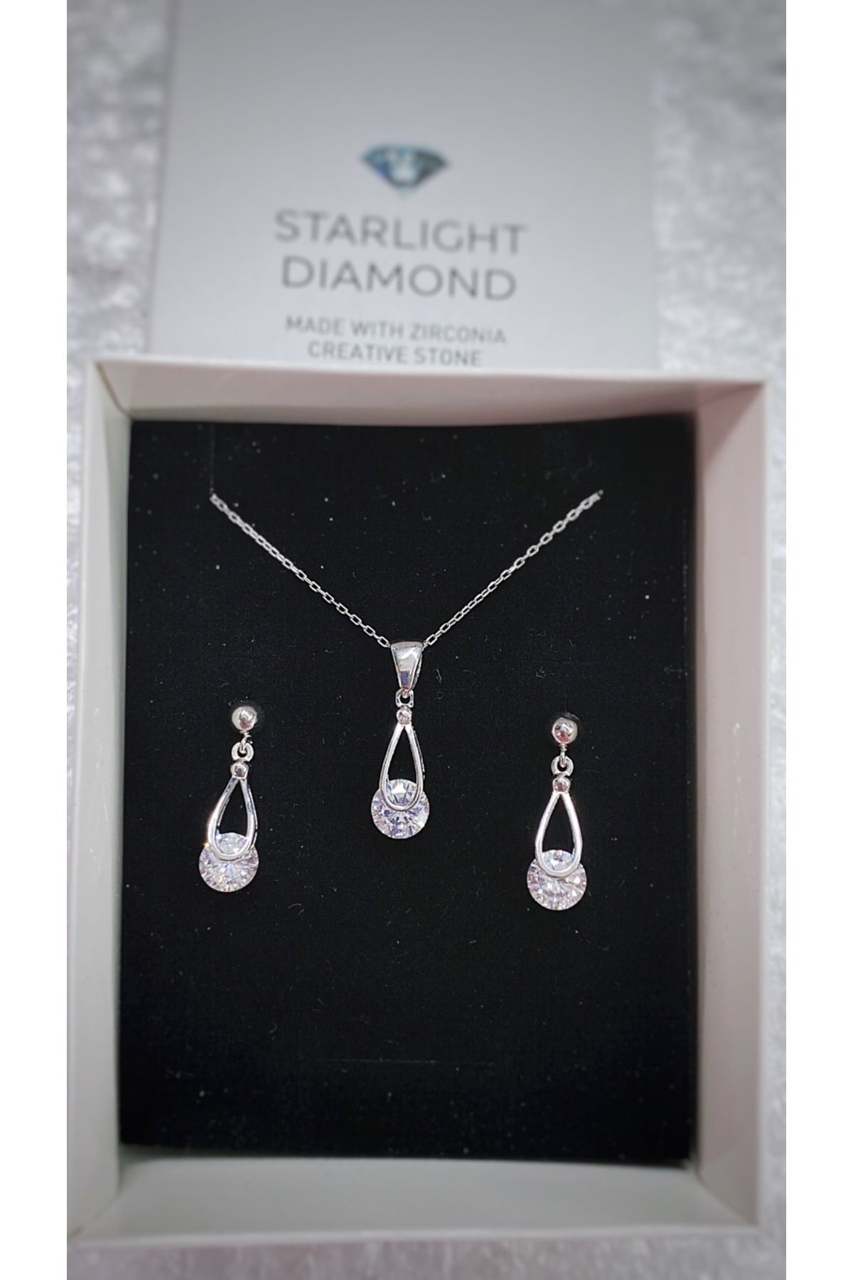 Starlight Diamond 925 Ayar Gümüş Kolye ve Küpe Takı Seti