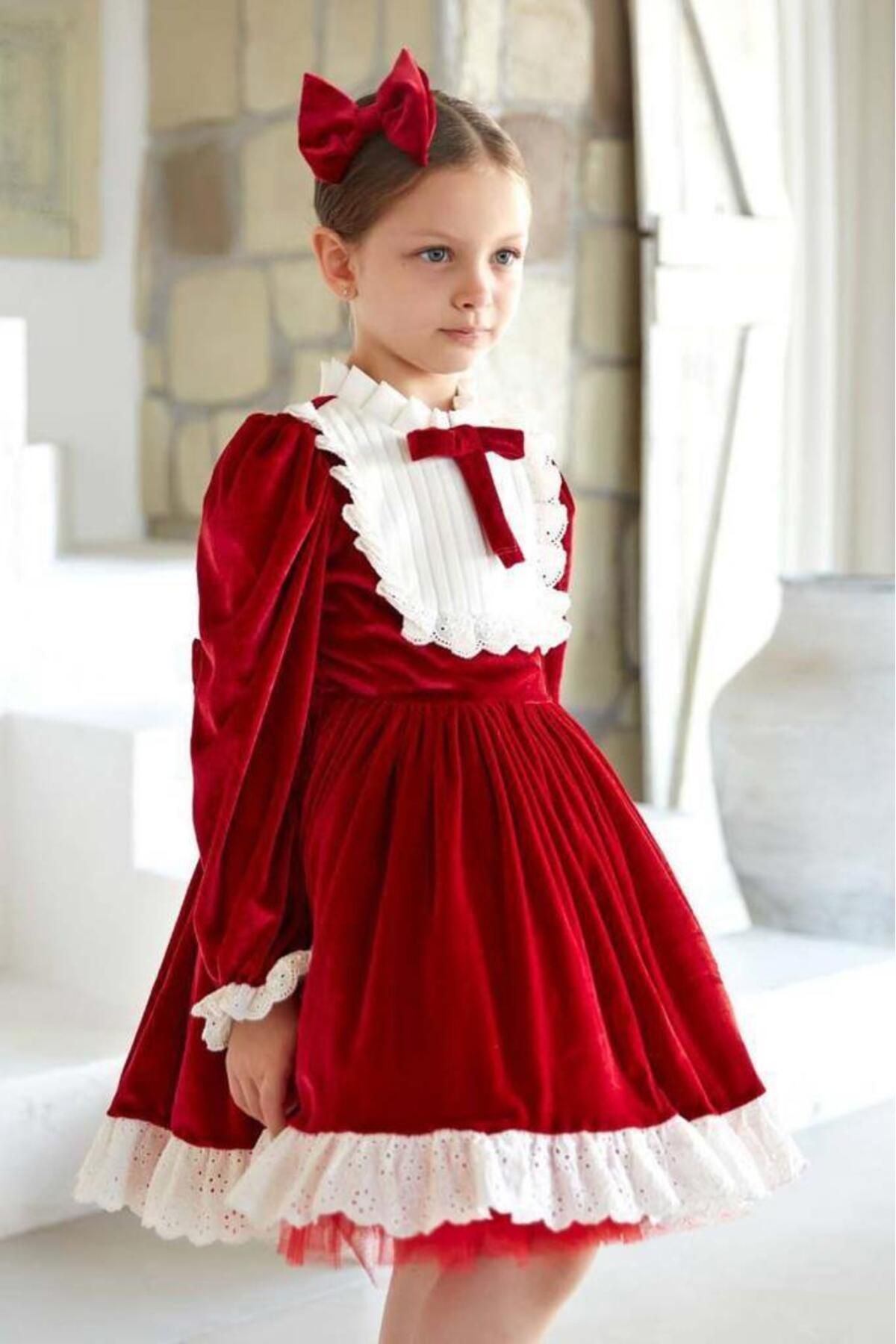 Riccotarz Kız Çocuk Piliseli Güpür İşlemeli Kabarık Kırmızı Elbise