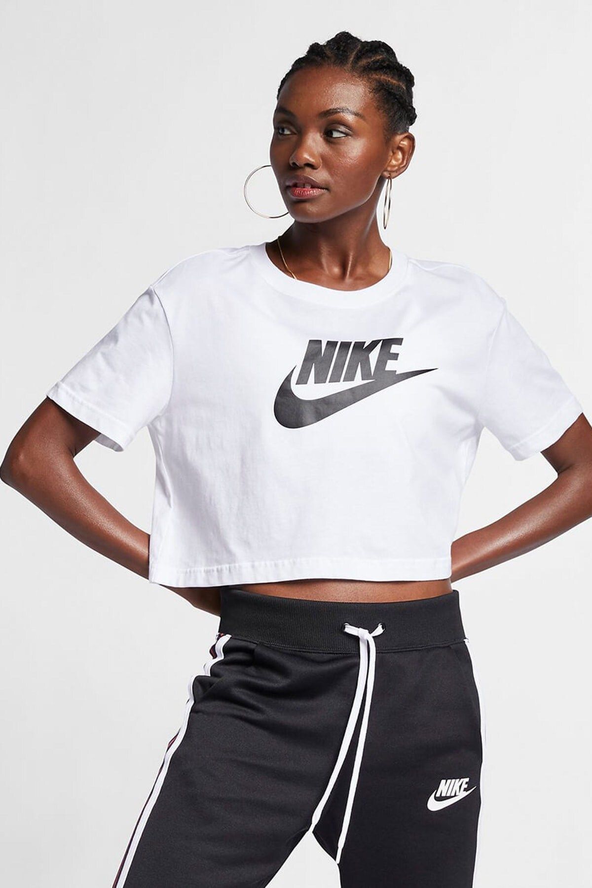 Nike W Nsw Tee Essntl Crp Icn Ftr Kadın Tişört Bv6175-100-beyaz