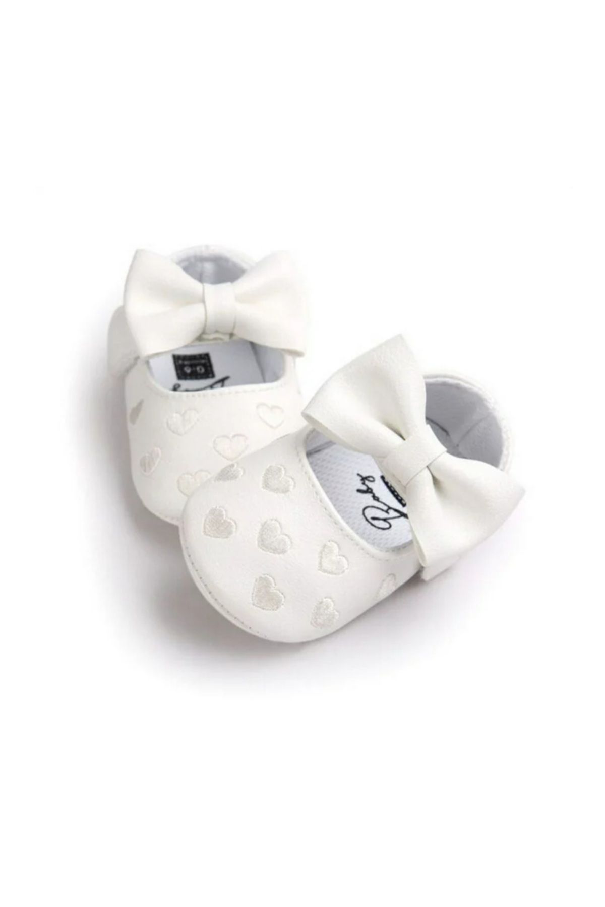 hira kids collection Kız Bebek Kalp Nakışlı Patik Ayakkabı