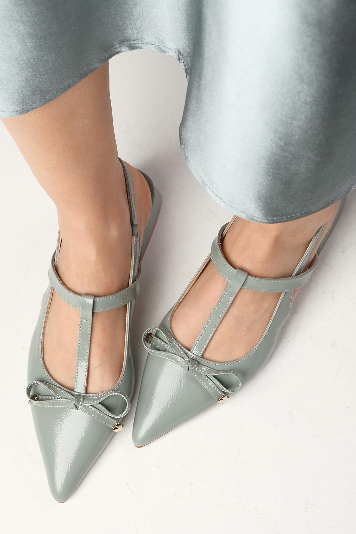 Mio Gusto Tulip Hakiki Rugan Nil Yeşili Renk Arkası Açık Kadın Kısa Topuklu Ayakkabı