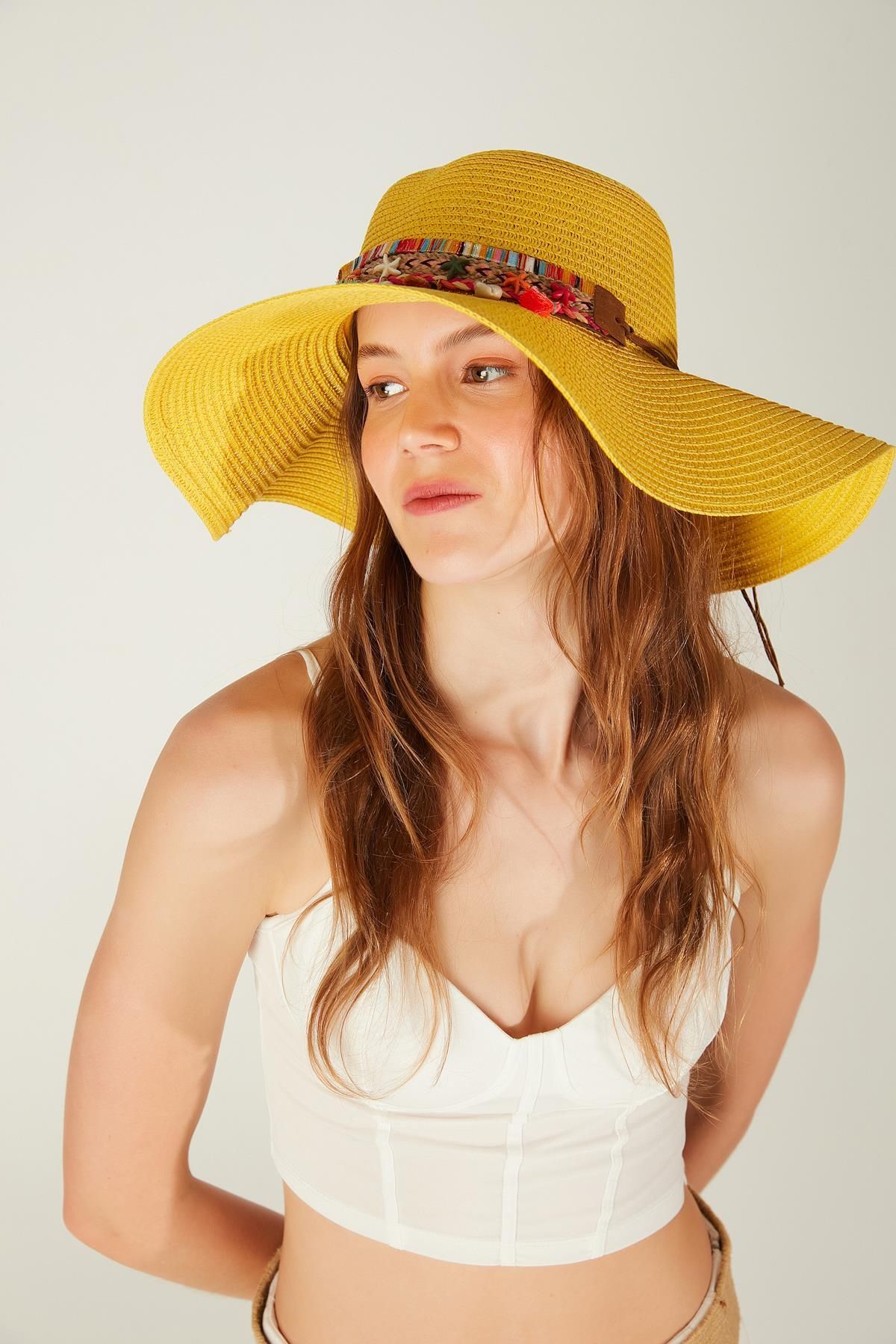 Axesoire 14232-22 Denizkabuğu Aksesuarlu Sarı Geniş Hasır Şapka