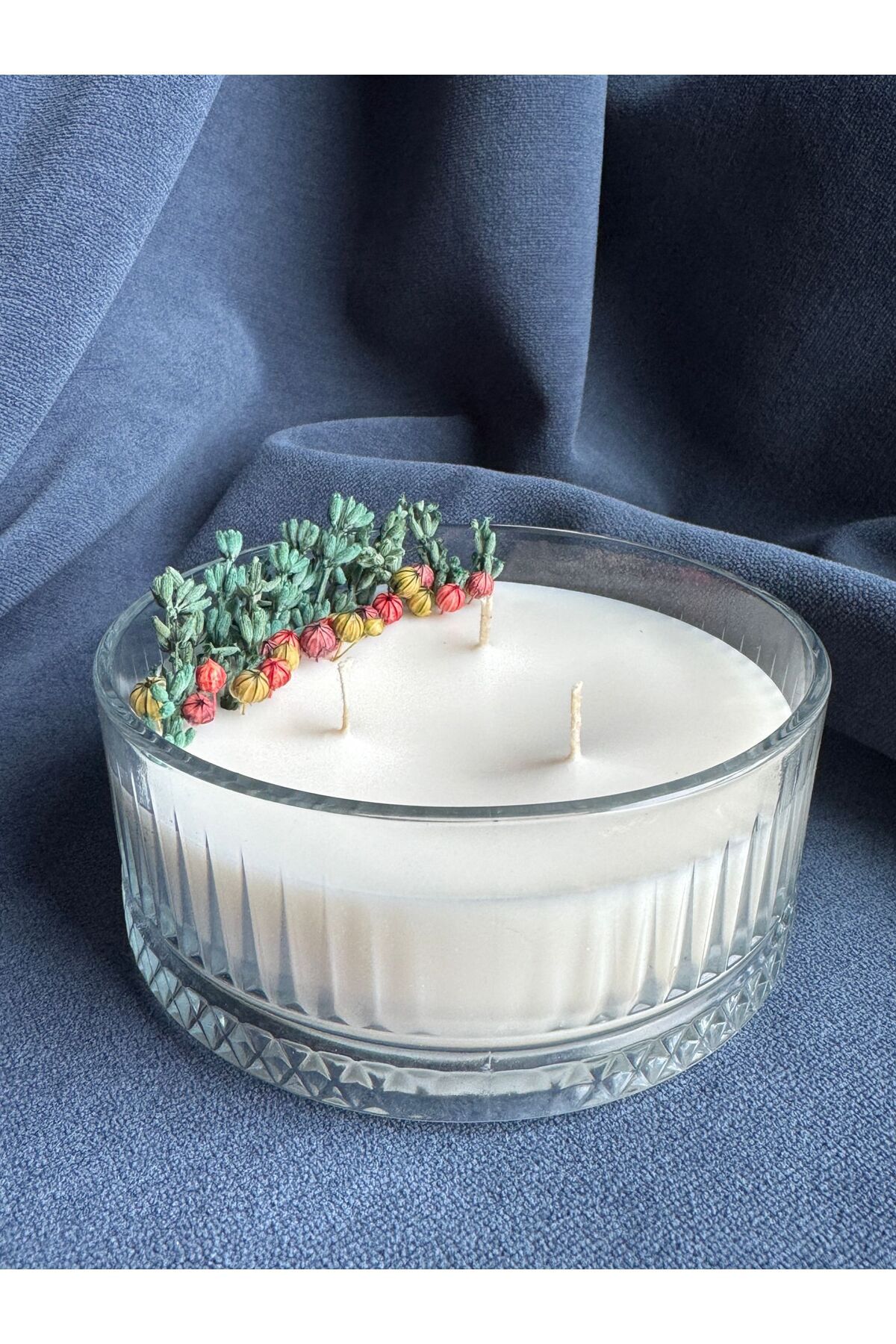 Nish Candles Büyük Kristal Cam Kasede Lavanta ve Kuru Çiçeklerle Süslenmiş Kokulu Doğal Mum