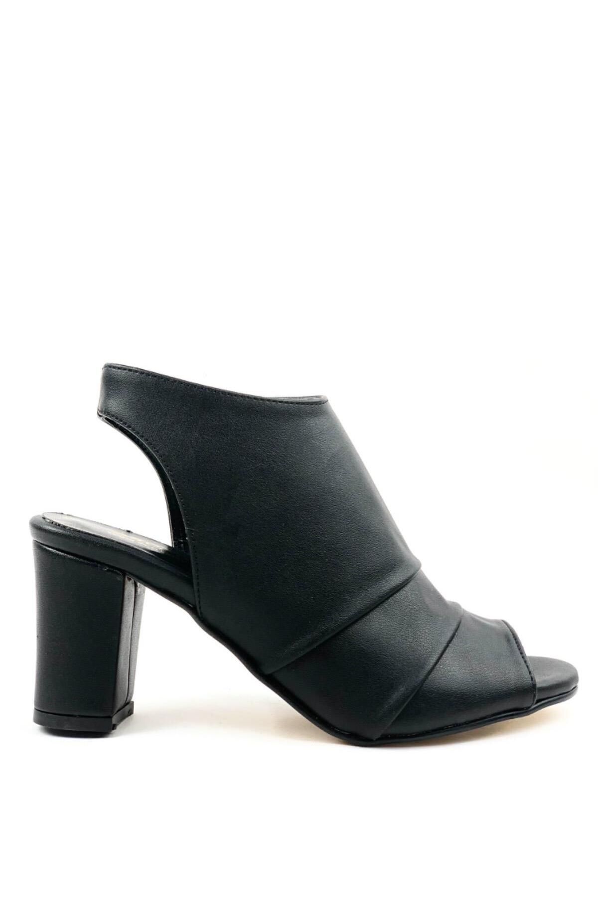 bescobel Kadın Konla Siyah Günlük Topuklu Ayakkabı