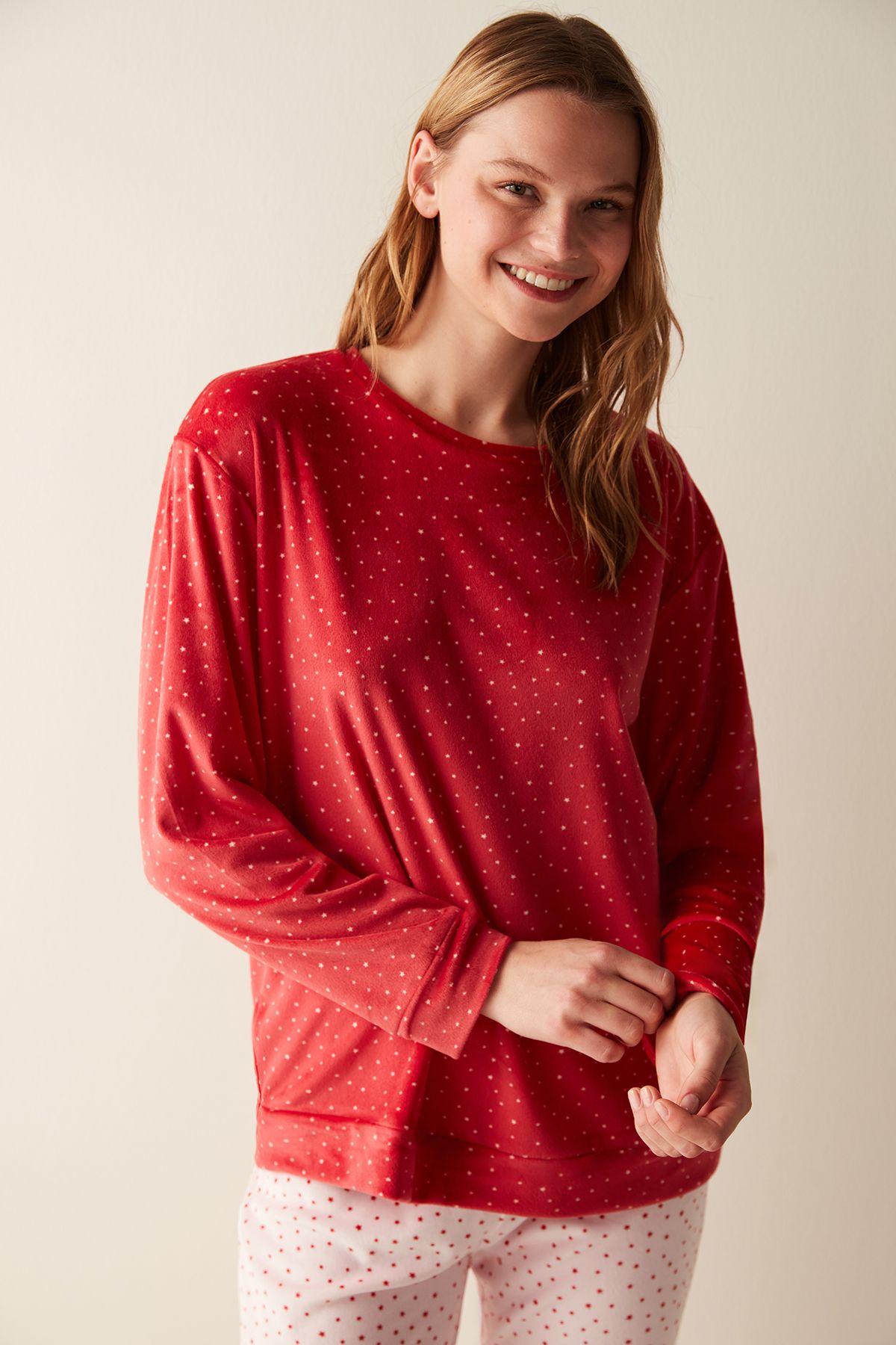 Penti Yıldız Desenli Kırmızı Fuzzy Sweatshirt Pijama Üstü