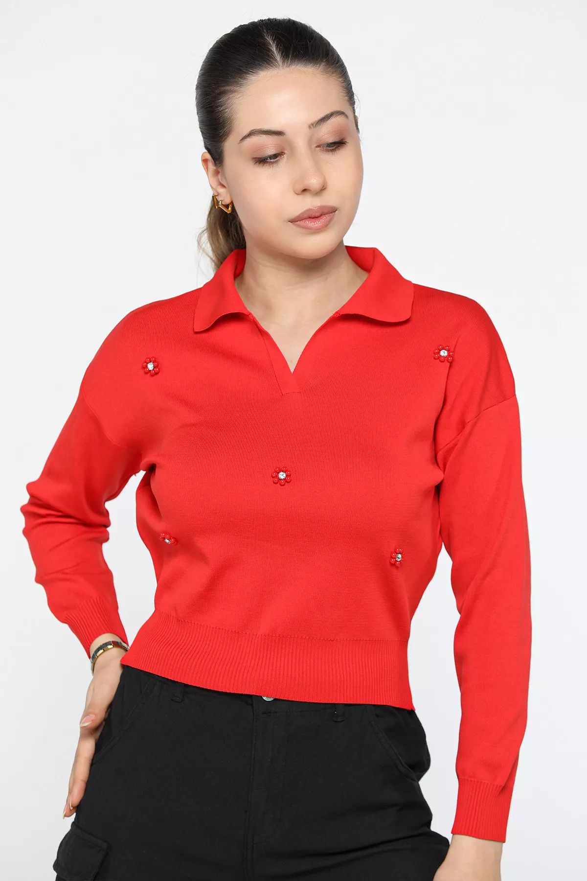 Julude Kırmızı Kadın Gömlek Yaka Taş Detaylı Triko Bluz