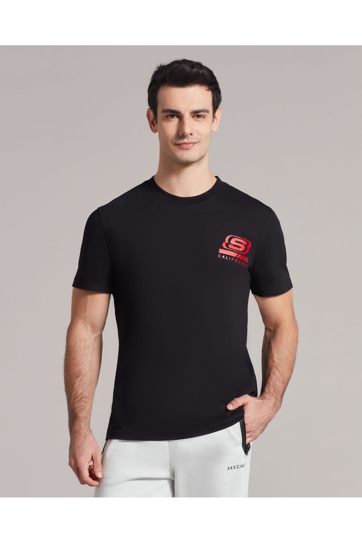 Skechers M Chest Logo T-shirt Erkek Siyah Tshirt S212938-001