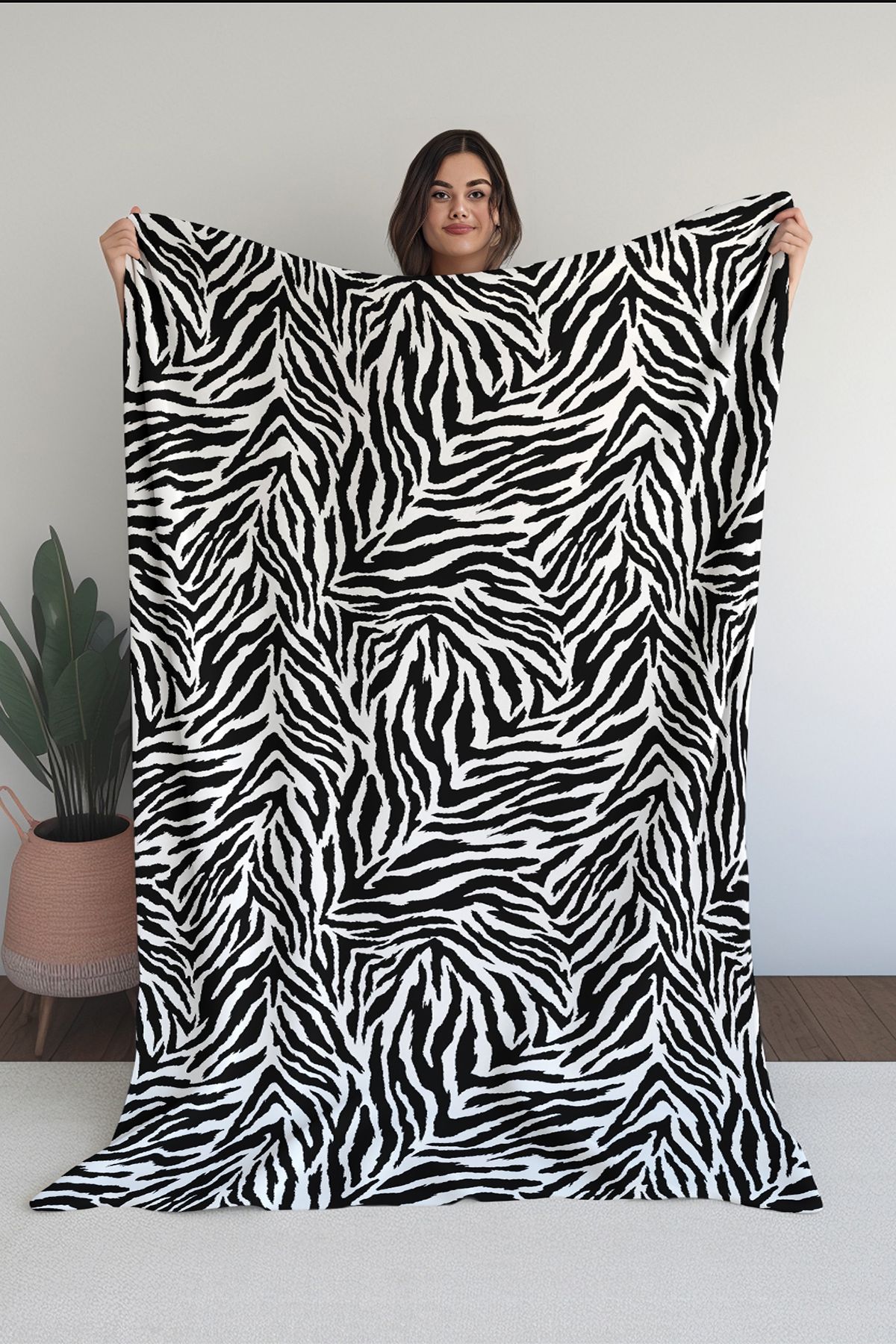Homefesto Baskılı Polar Siyah Battaniye Tv Battaniyesi Makinede Yıkanabilir Battaniye Blanket050