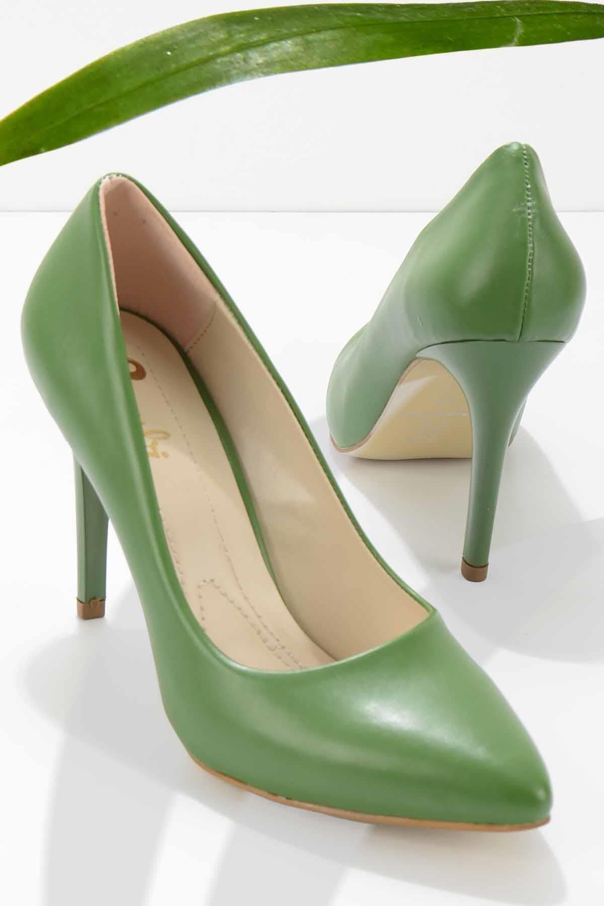 Bambi Yeşil Kadın Klasik Topuklu Ayakkabı K01980050309