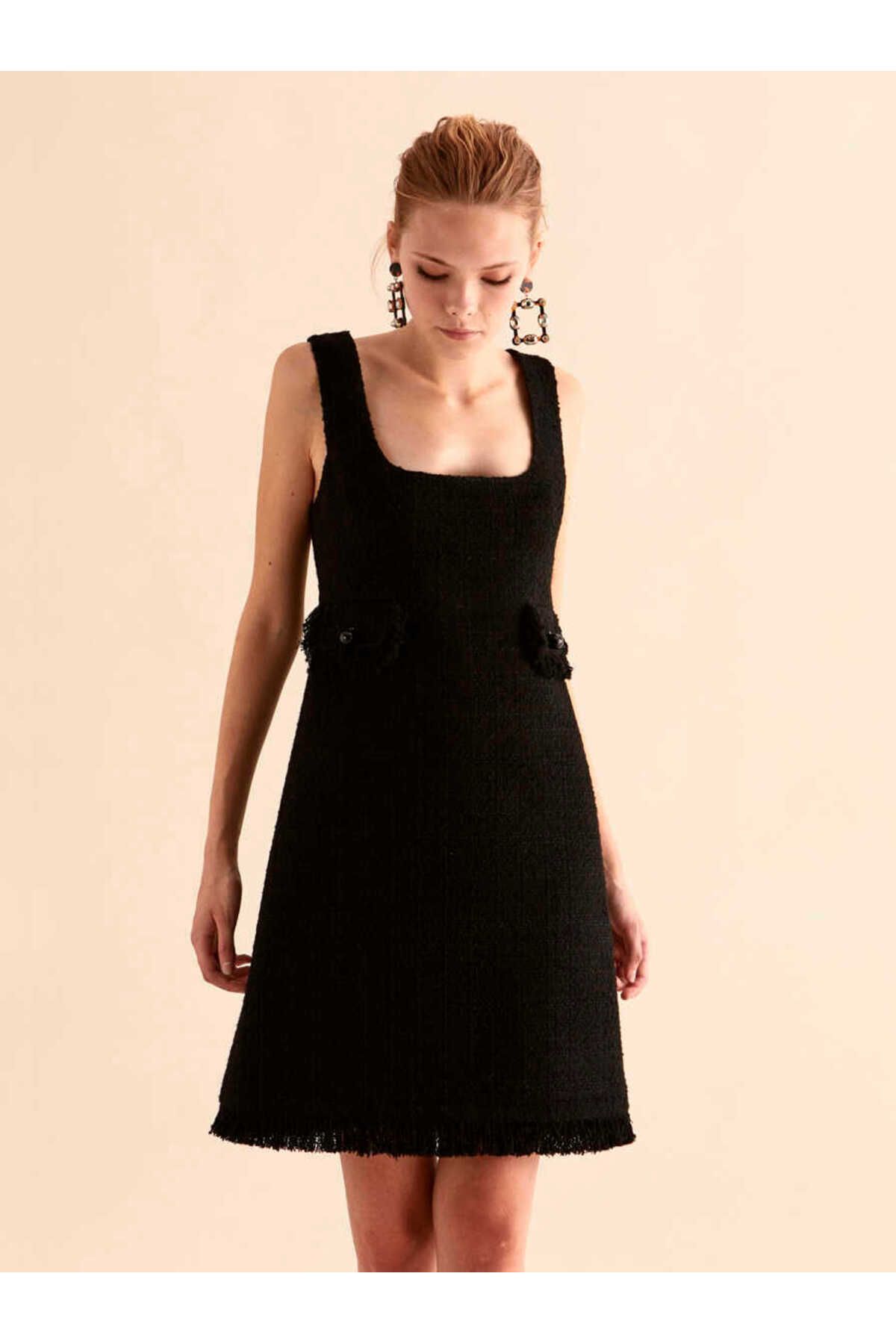 Roman Askılı Cep Detaylı Mini Elbise Siyah K1911057_001