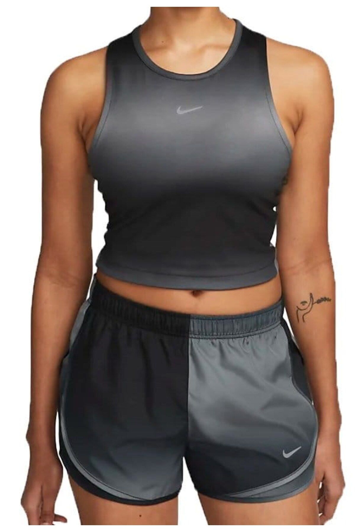 Nike Dri-FIT Swoosh Kadın Atlet GÜLER BİBER