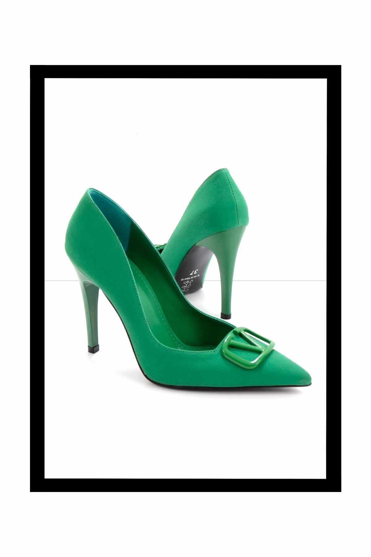 Bambi Mat Yeşil Saten Kadın Klasik Topuklu Ayakkabı K01418050038