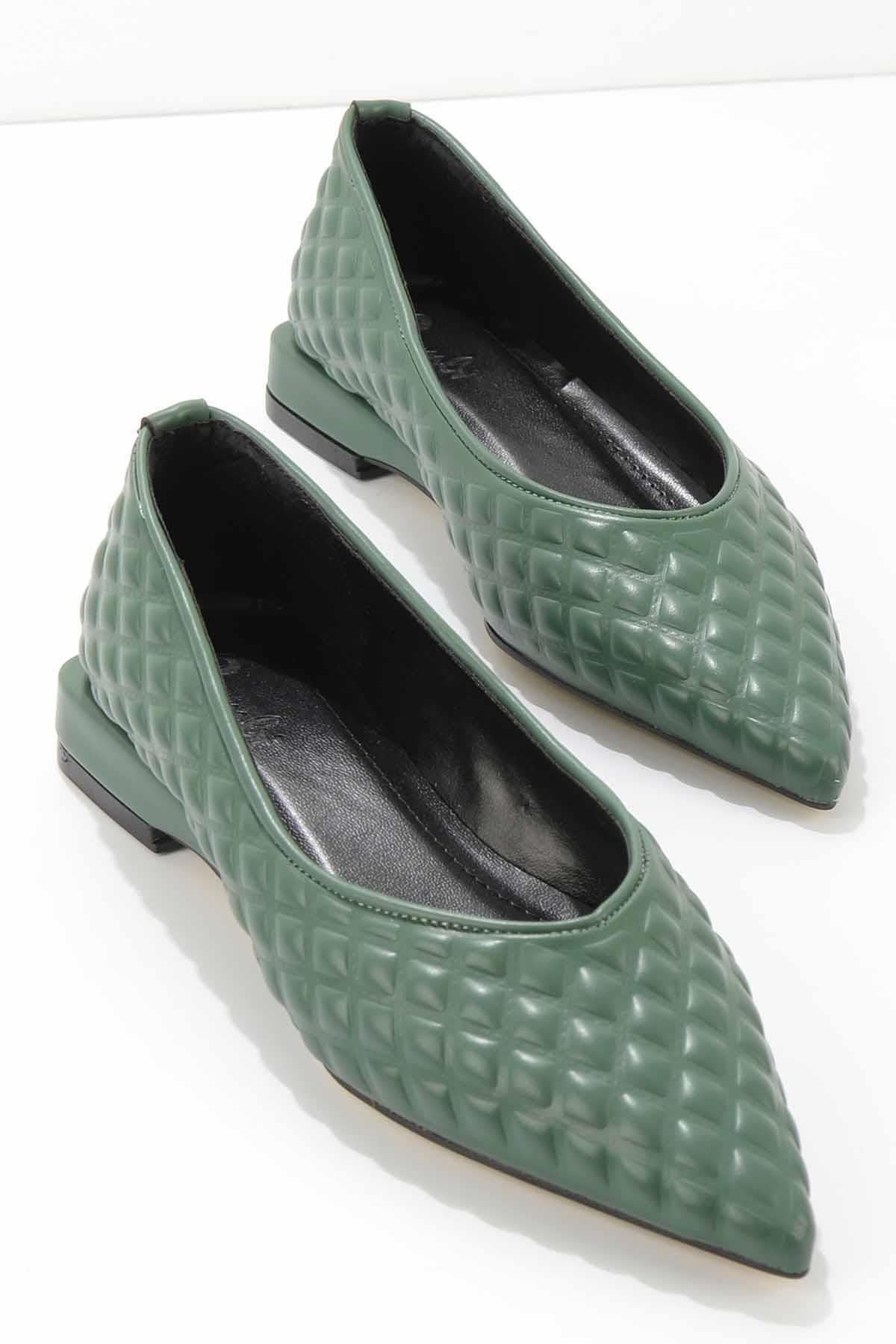 Bambi Yeşil Kadın Klasik Topuklu Ayakkabı K01188120909