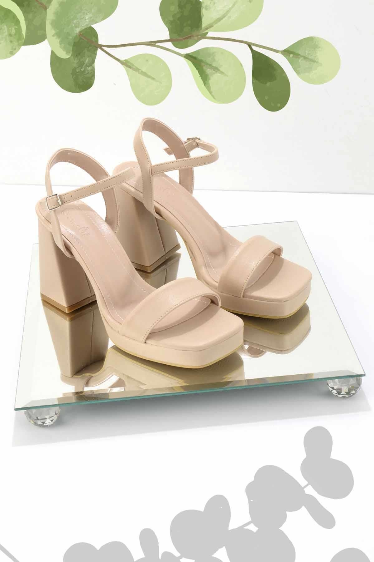 Bambi Vizon Kadın Klasik Topuklu Ayakkabı K05215060809