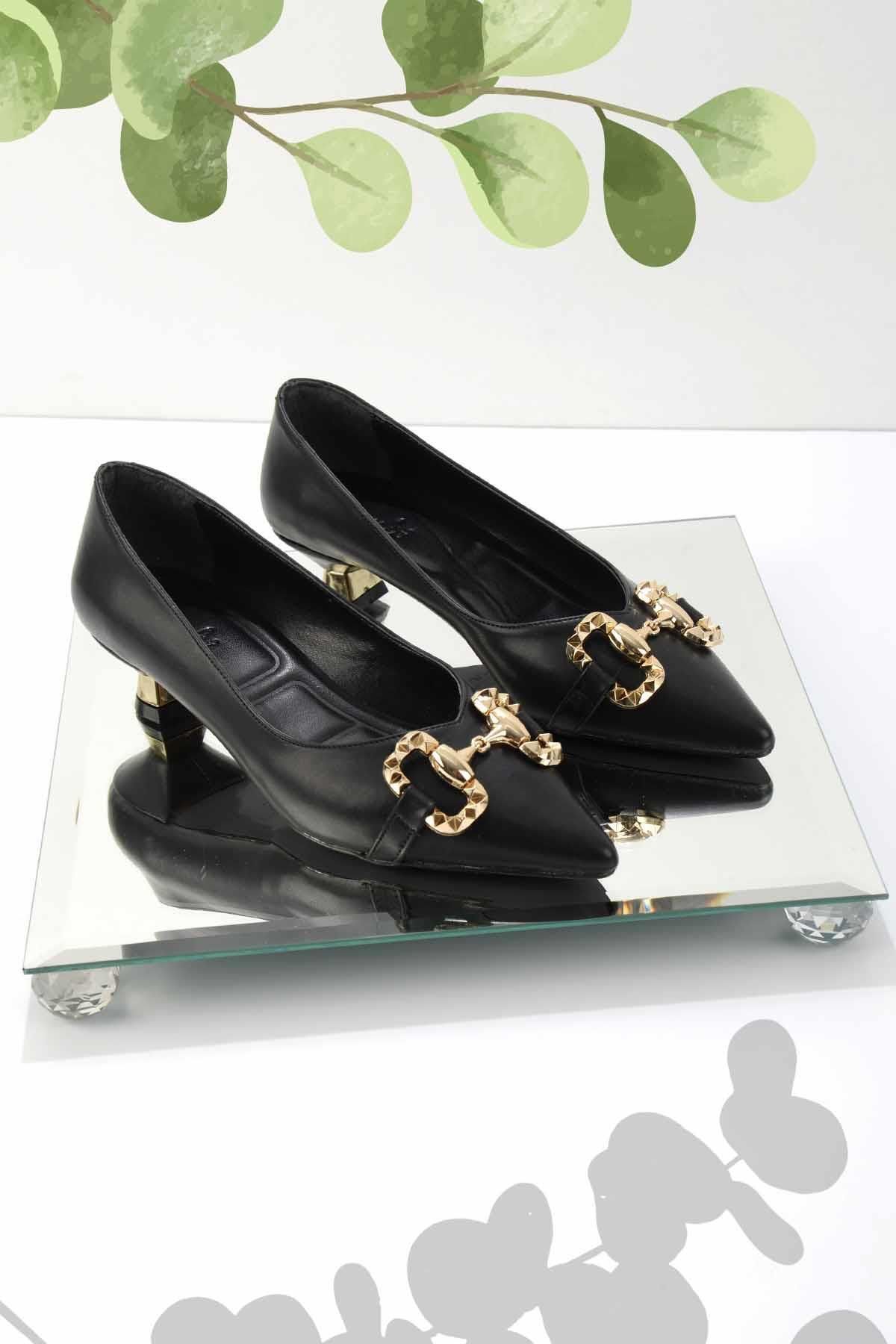 Bambi Siyah Kadın Klasik Topuklu Ayakkabı K01213361809