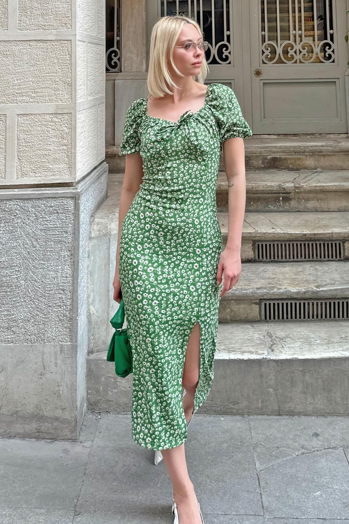 Swist Yeşil Karpuz Kol Çıtır Çiçek Desenli Yırtmaçlı Kadın Midi Elbise
