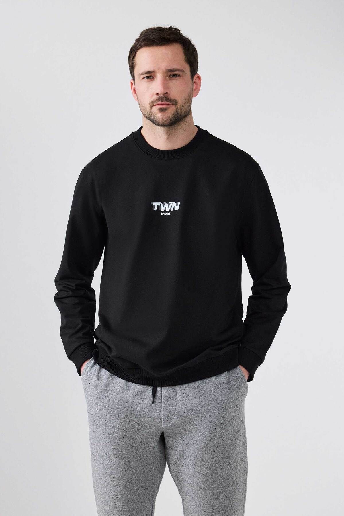 TWN Relaxed Fit Siyah Baskılı Sweatshirt