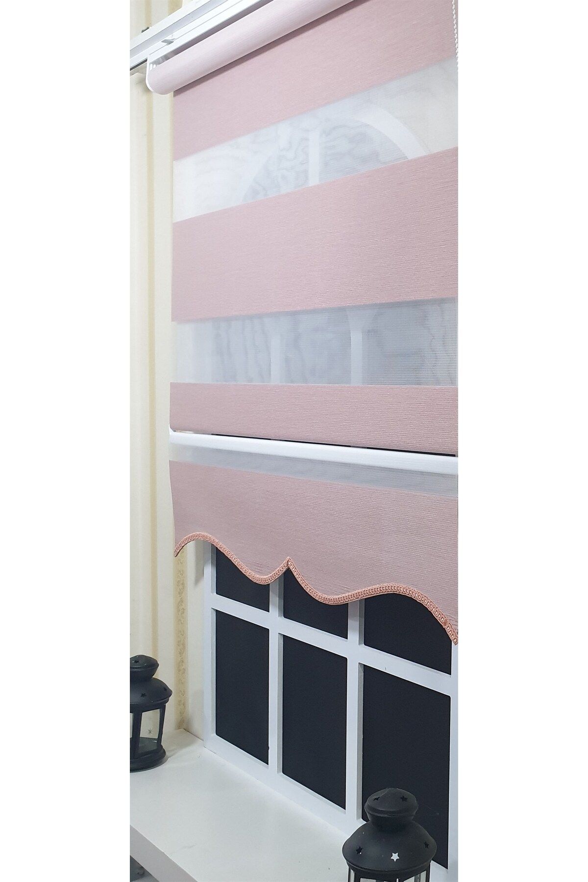 StorBurada Zebra Stor Perde Pembe Geniş Bantlı Etek Dilimli St 003