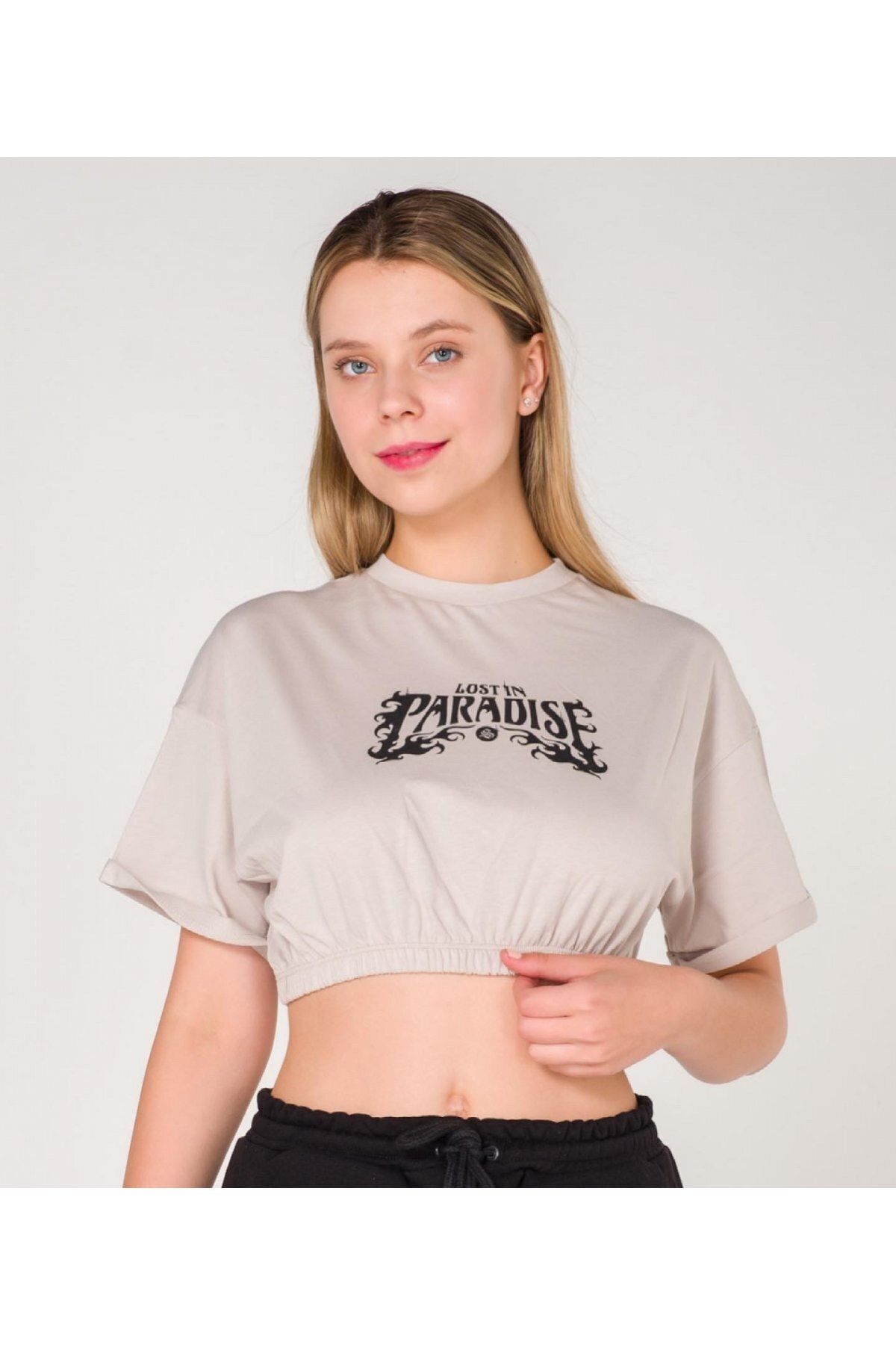 Shout Woman Oversize Lost In Paradise Crop Top