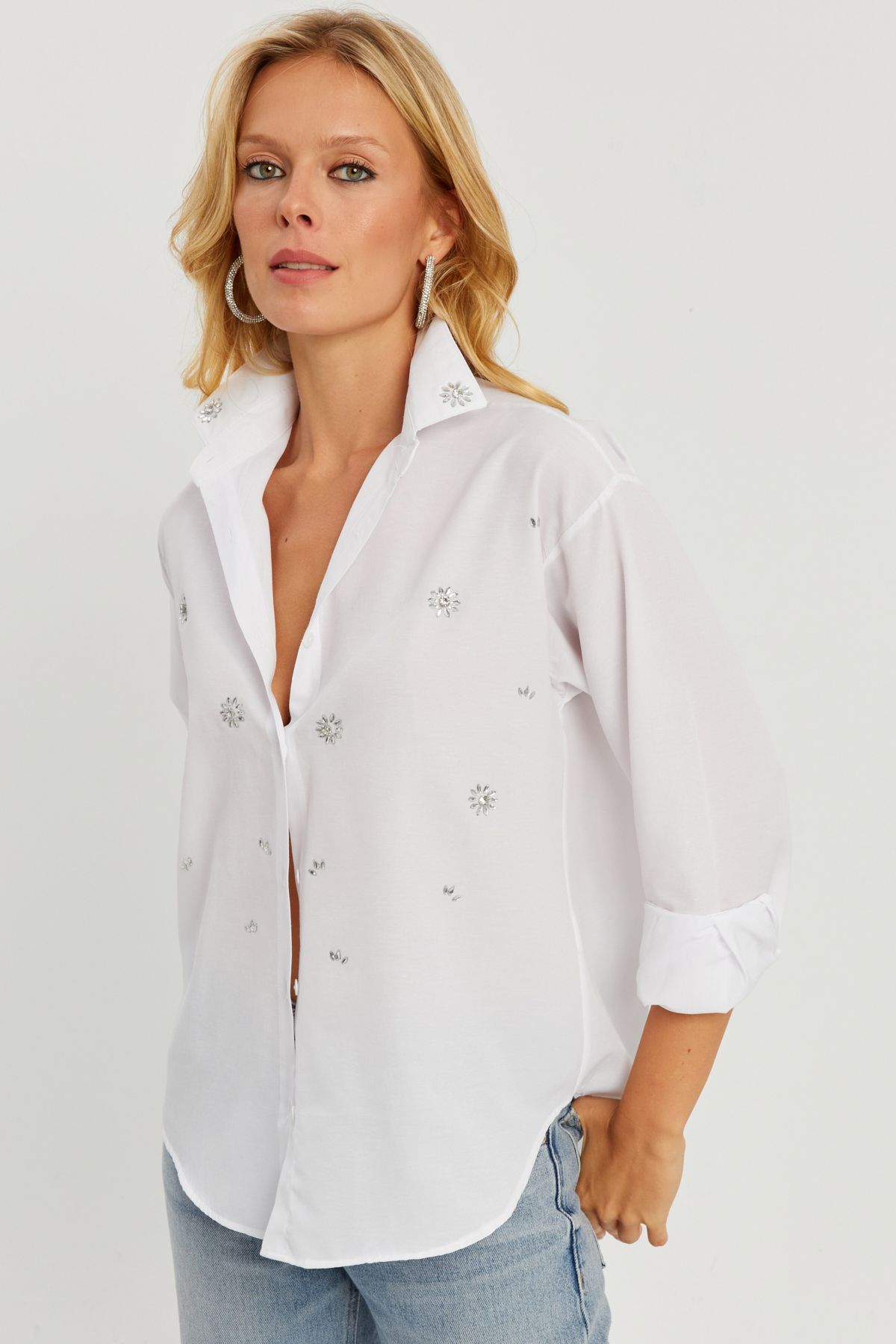 Cool & Sexy Kadın Beyaz Taşlı Gömlek SF2550