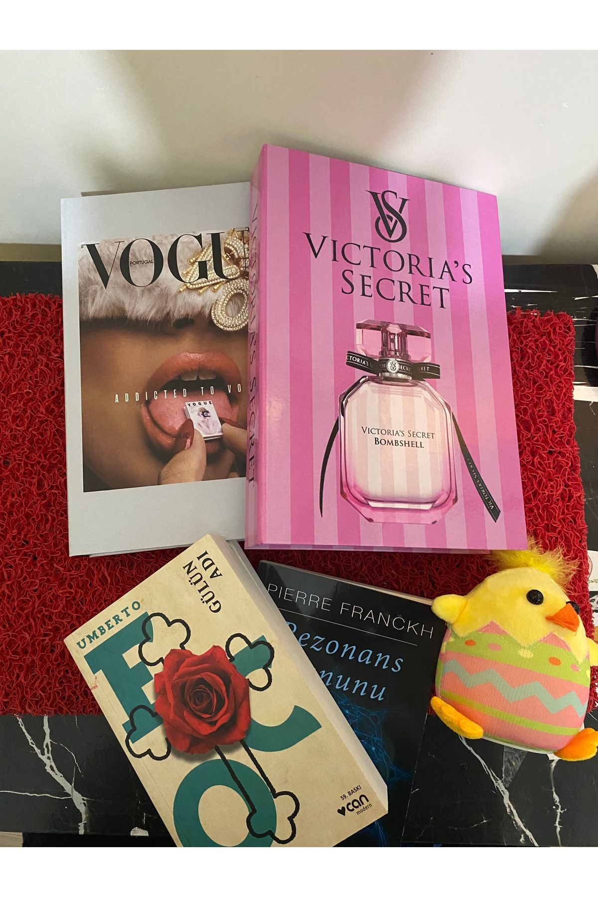 serizone Dekoratif Kitap Kutusu 2'li Vogue / Victoria' s Secret  Kitap Kutusu Dekoratif Kutu