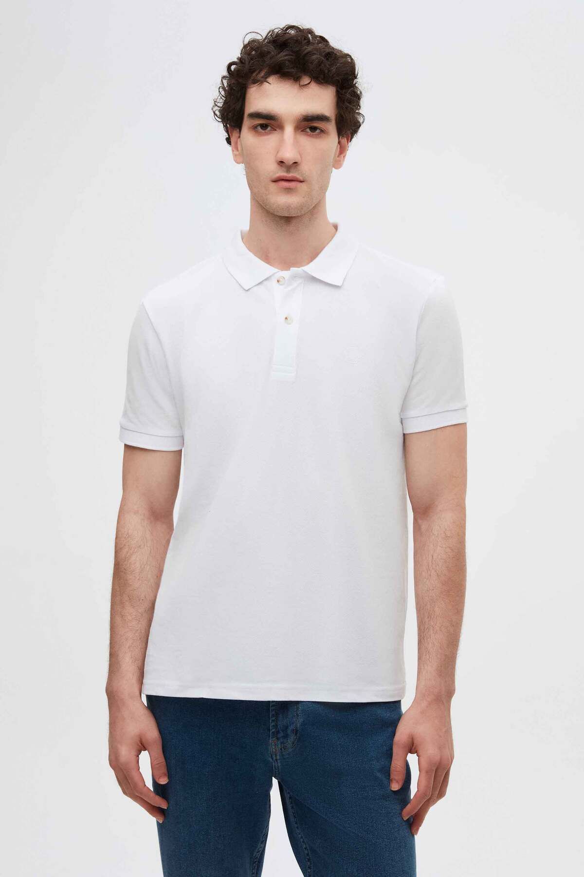 D'S Damat Regular Fit Beyaz %100 Pamuk Polo Yaka Nakışlı T-shirt