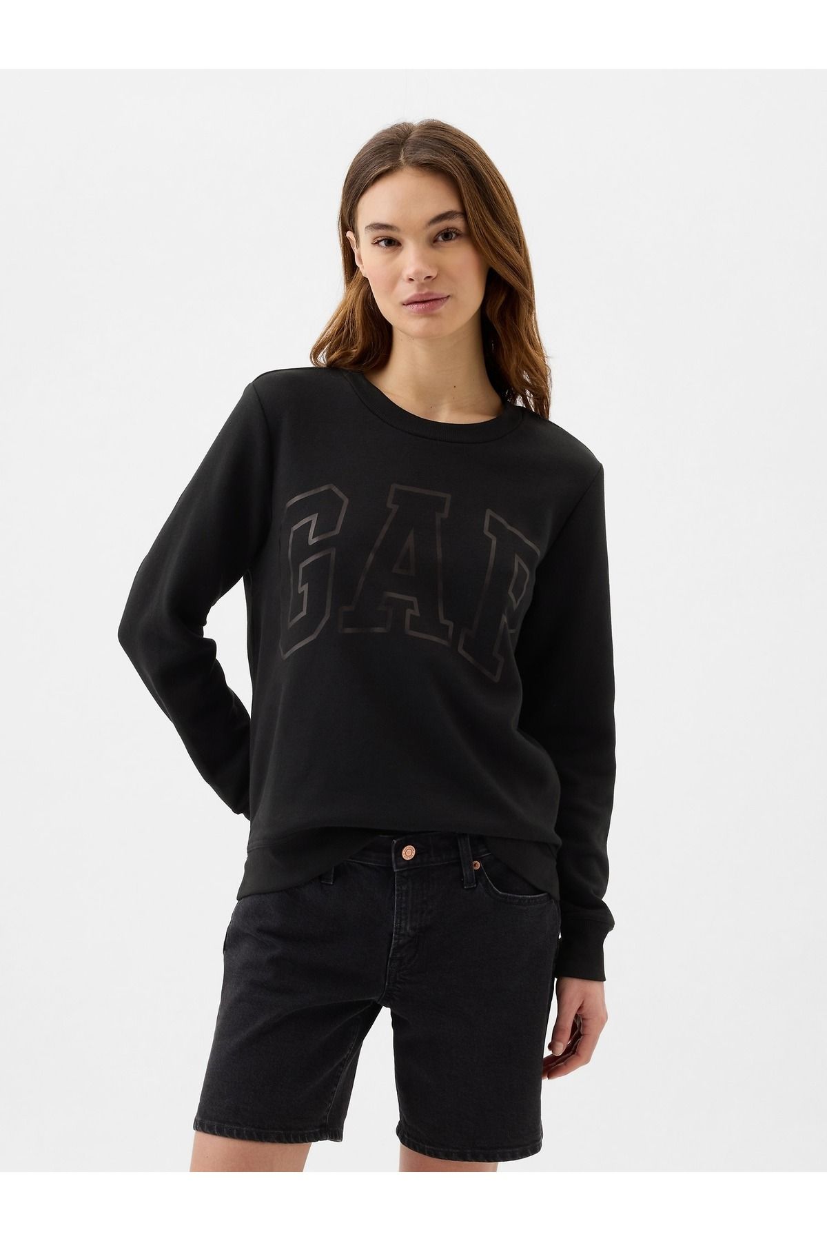 GAP Kadın Siyah Relaxed Gap Logo Fleece Sweatshirt
