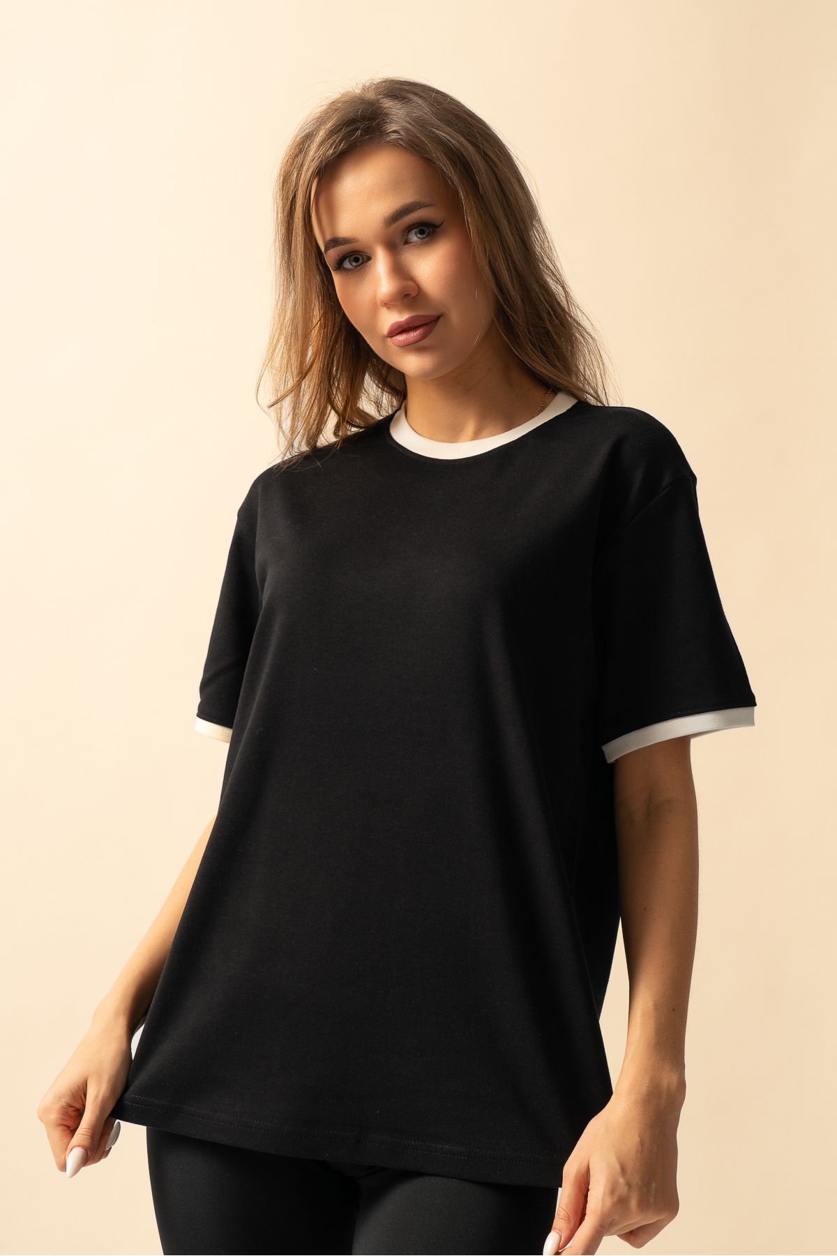 Trendseninle Kadın Siyah Penye İnterlok Oversize Tişört
