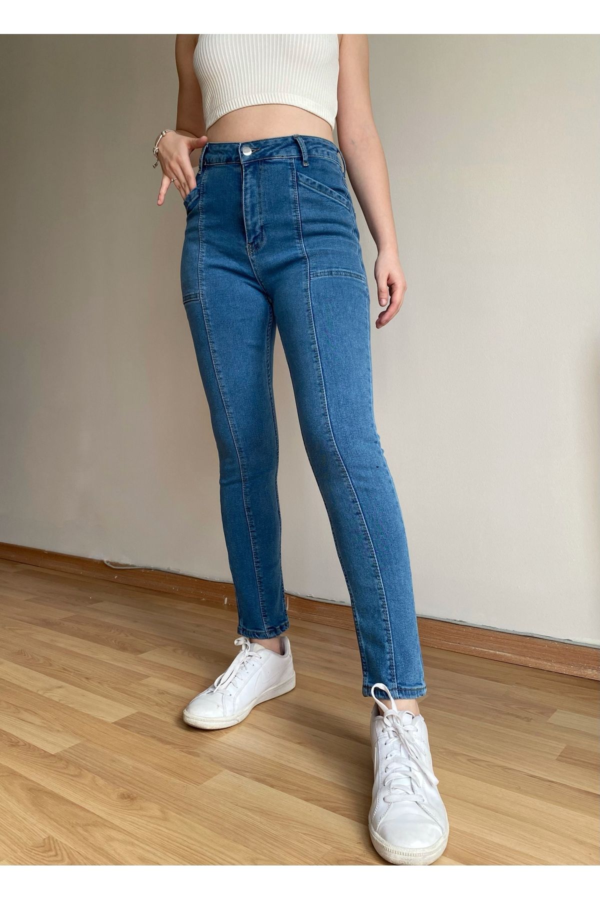 Butik Kadın Yüksek Bel Mavi Yıkamalı Flare Dikiş Detaylı Dar Paça Cepli Jeans Kot Pantolon