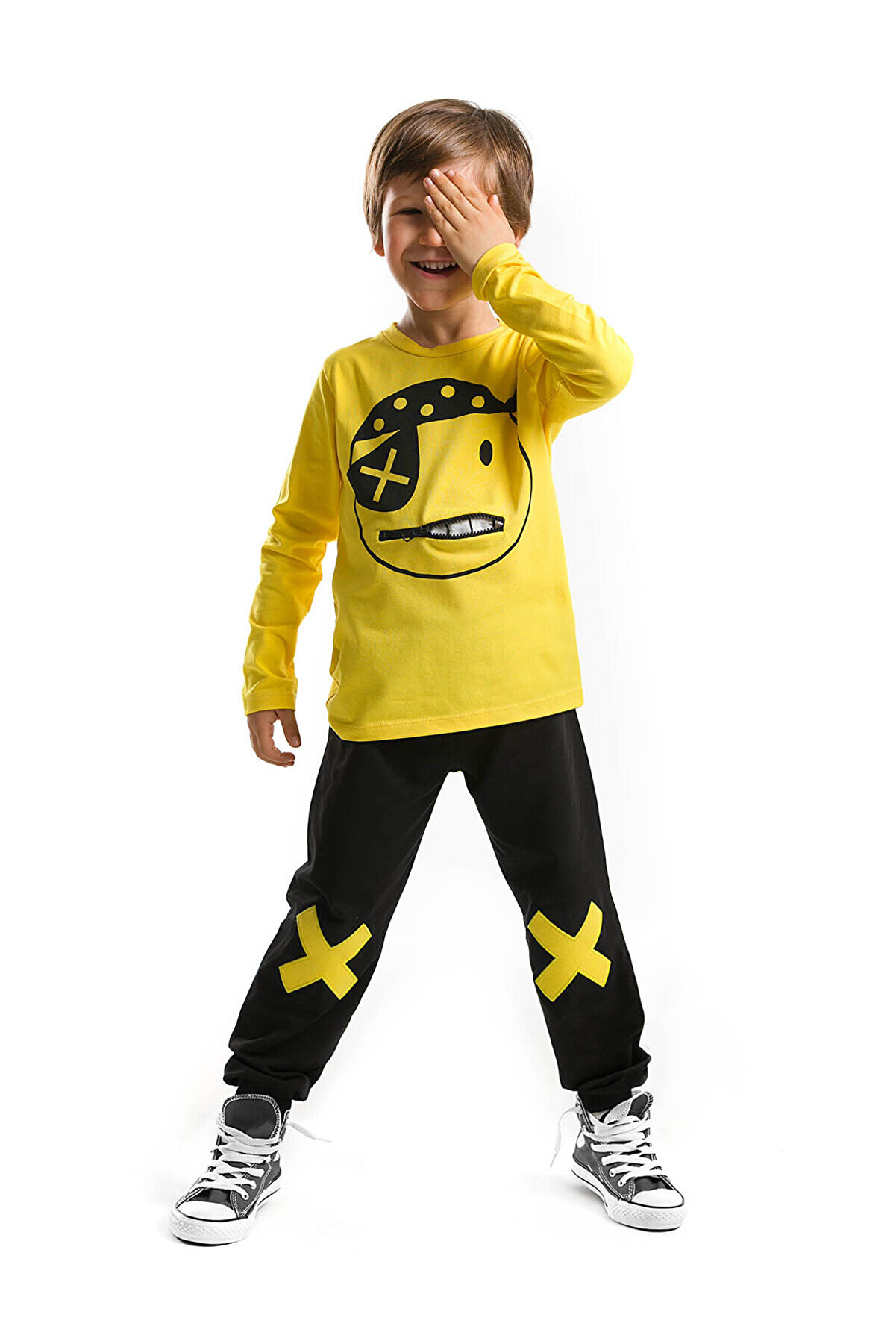 Denokids Korsan Emoji Erkek Çocuk T-shirt Pantolon Takım
