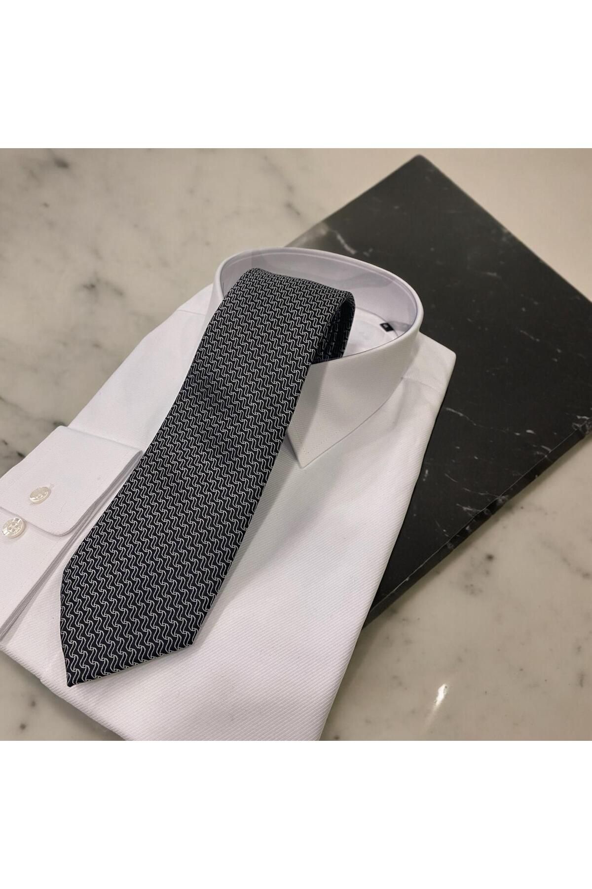 Sarar Desenli Siyah Beyaz Kravat