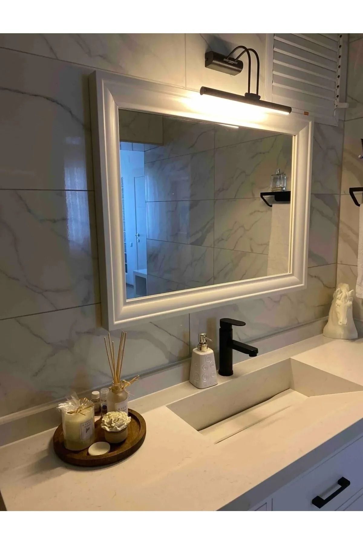 Avizen Lighting Project Siyah Kasa Gün Işığı Banyo Duvar Ayna Tablo Aydınlatması Flüt Aplik Kuğu Aplik Ledli Aplik 6w