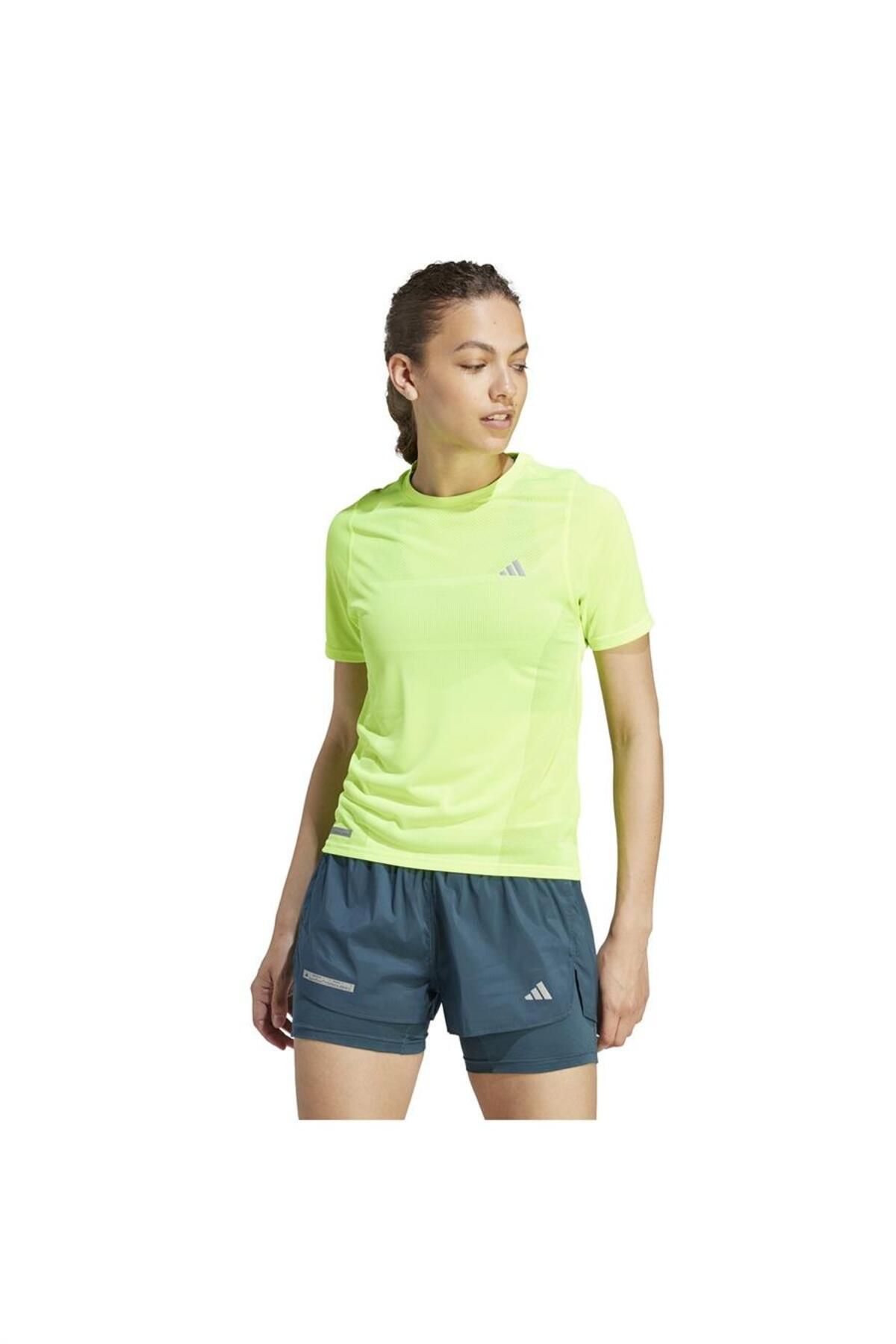 adidas Kadın Koşu - Yürüyüş T-shirt Ultimattee Knit Im1863