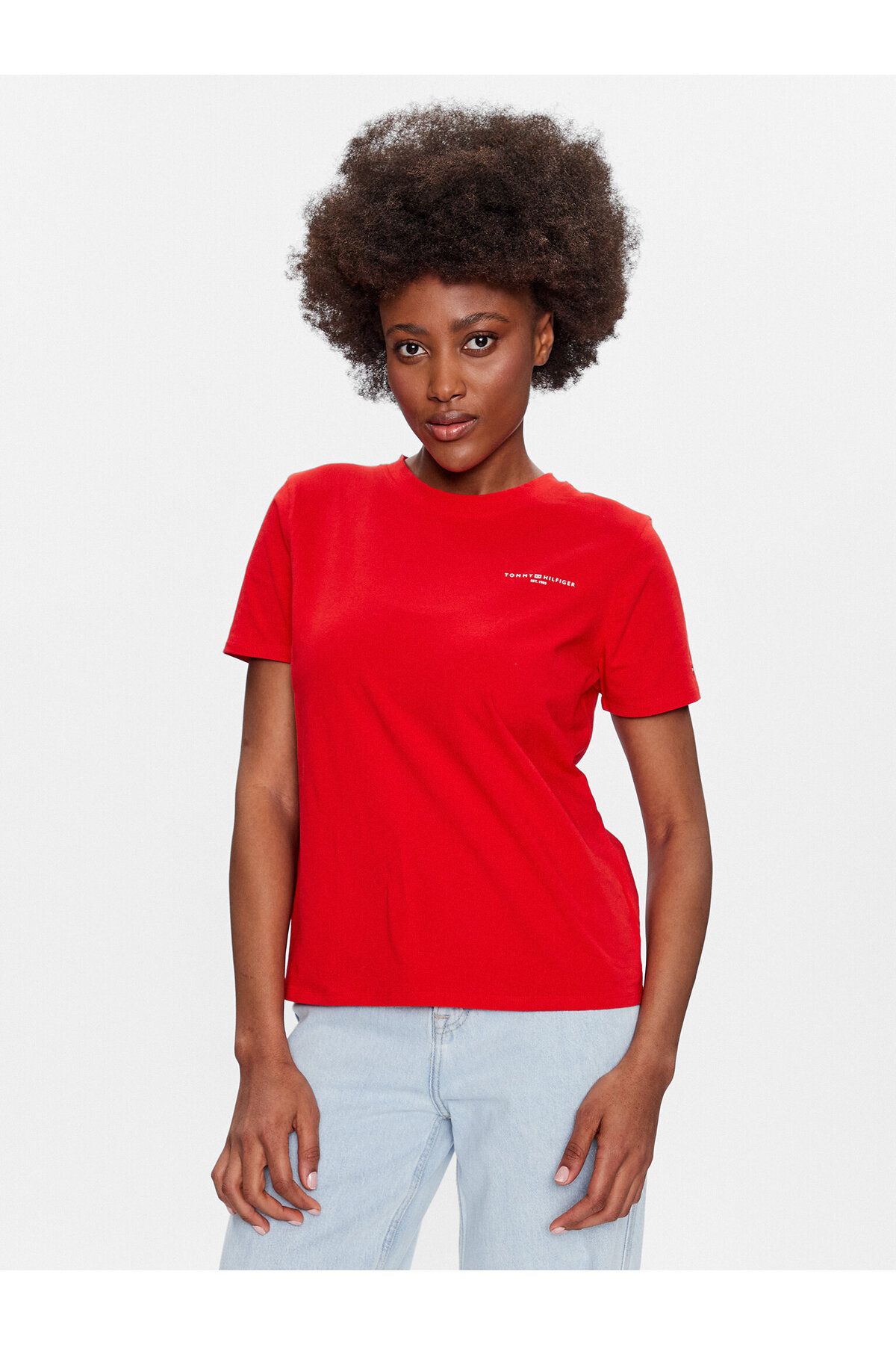 Tommy Hilfiger Kadın Pamuklu Yuvarlak Yaka Marka Logolu Kırmızı T-Shirt WW0WW37877-SNE
