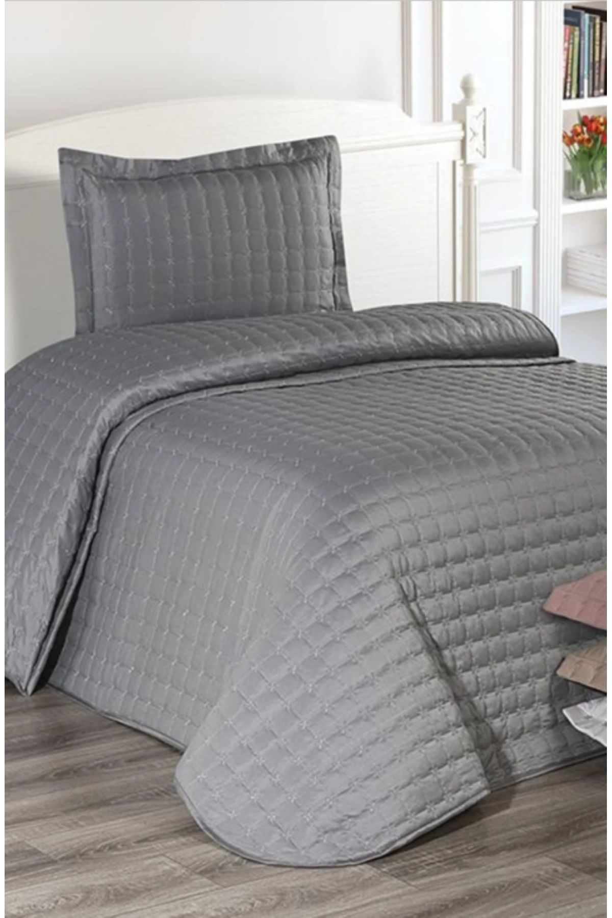 ZESA HOME Yıldız Kapitoneli Tek Kişilik Yatak Örtüsü