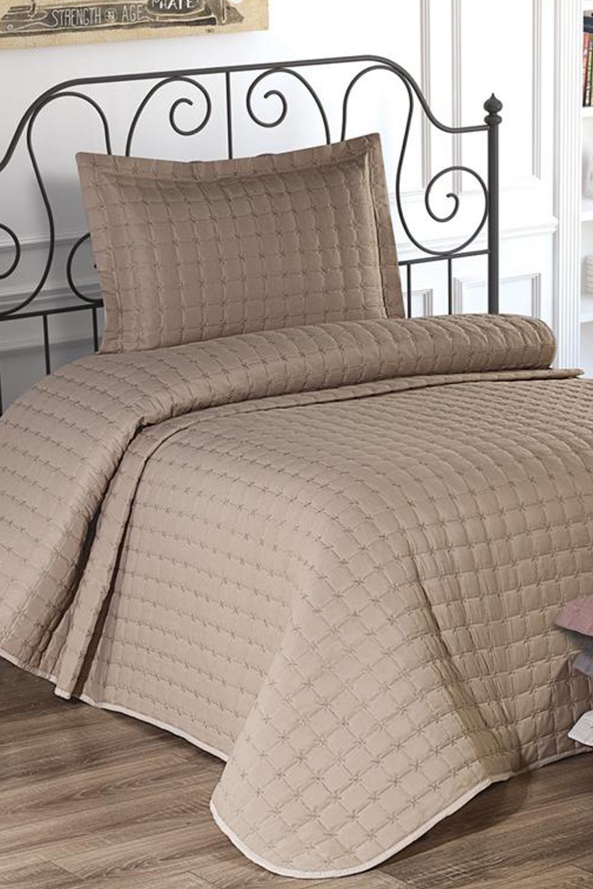 ZESA HOME Yıldız Kapitoneli Tek Kişilik Yatak Örtüsü