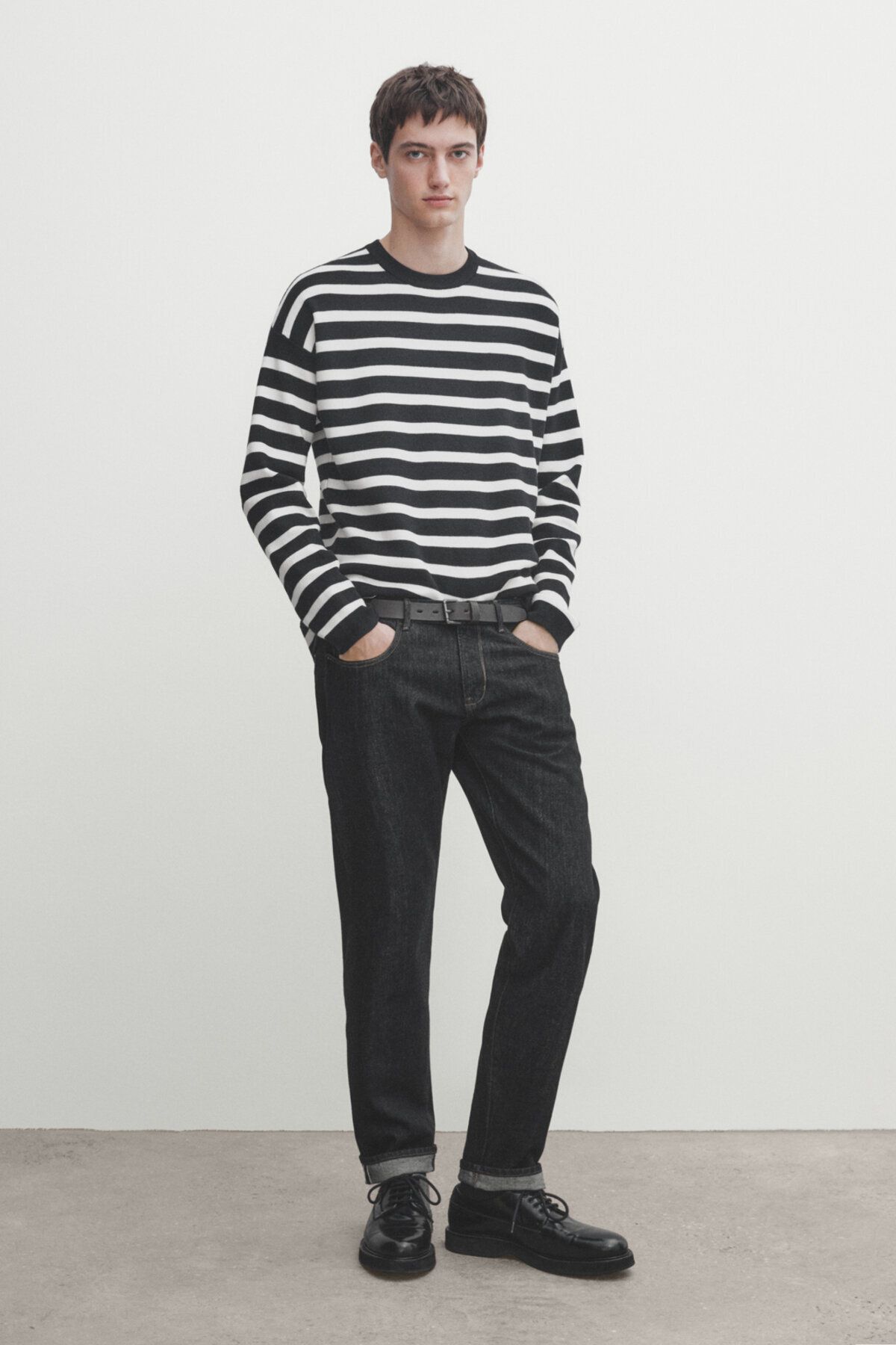 Massimo Dutti Tapered fit desized selvedge jean