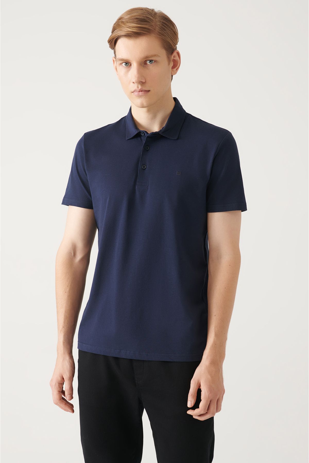 Avva Erkek Lacivert %100 Pamuk Regular Fit 3 Düğmeli Kıvrılmaz Polo Yaka T-shirt E001035