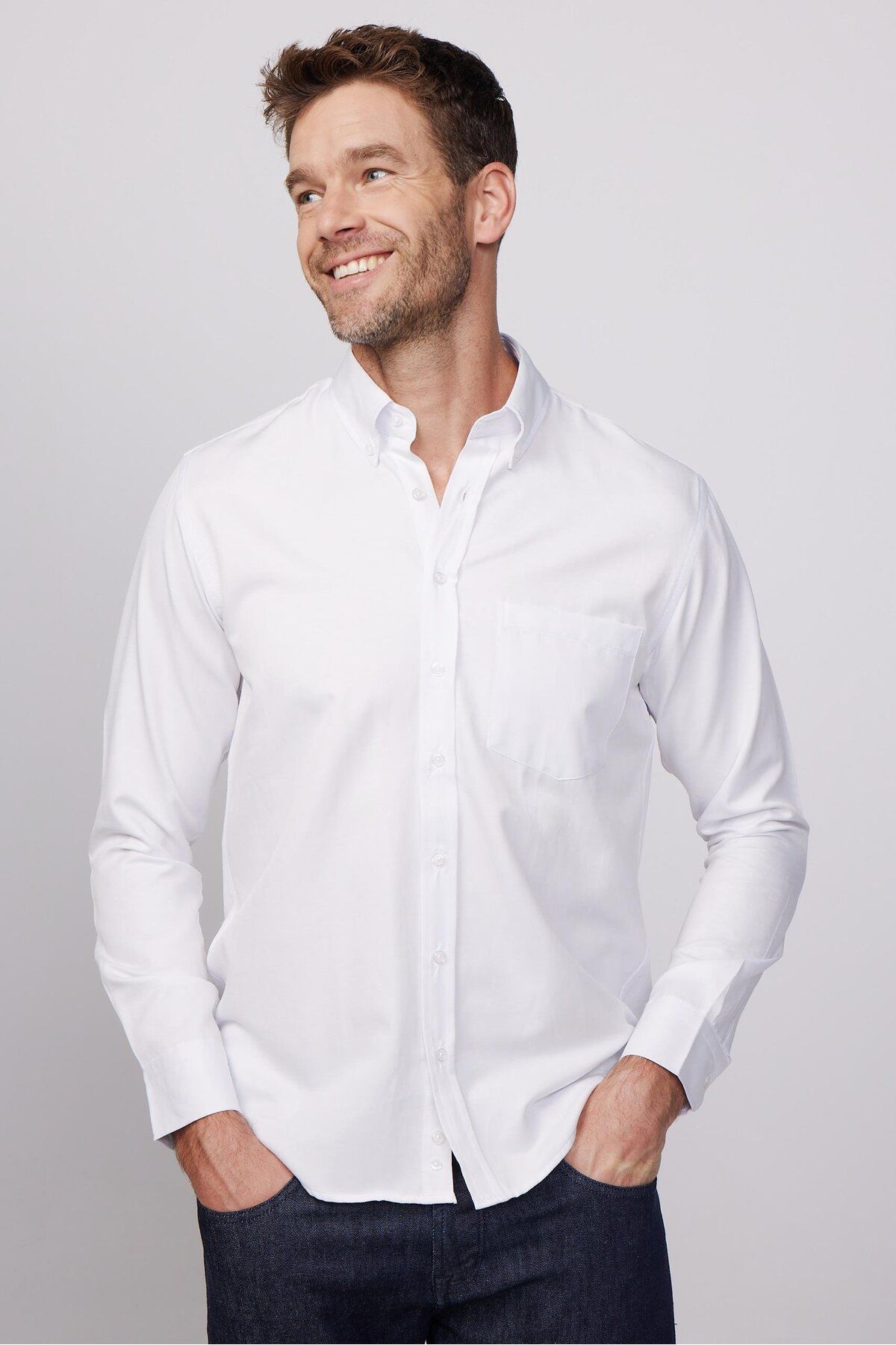 Tudors Klasik Fit Uzun Kollu Düz Yaka Düğmeli Cepli Beyaz Erkek Gömlek