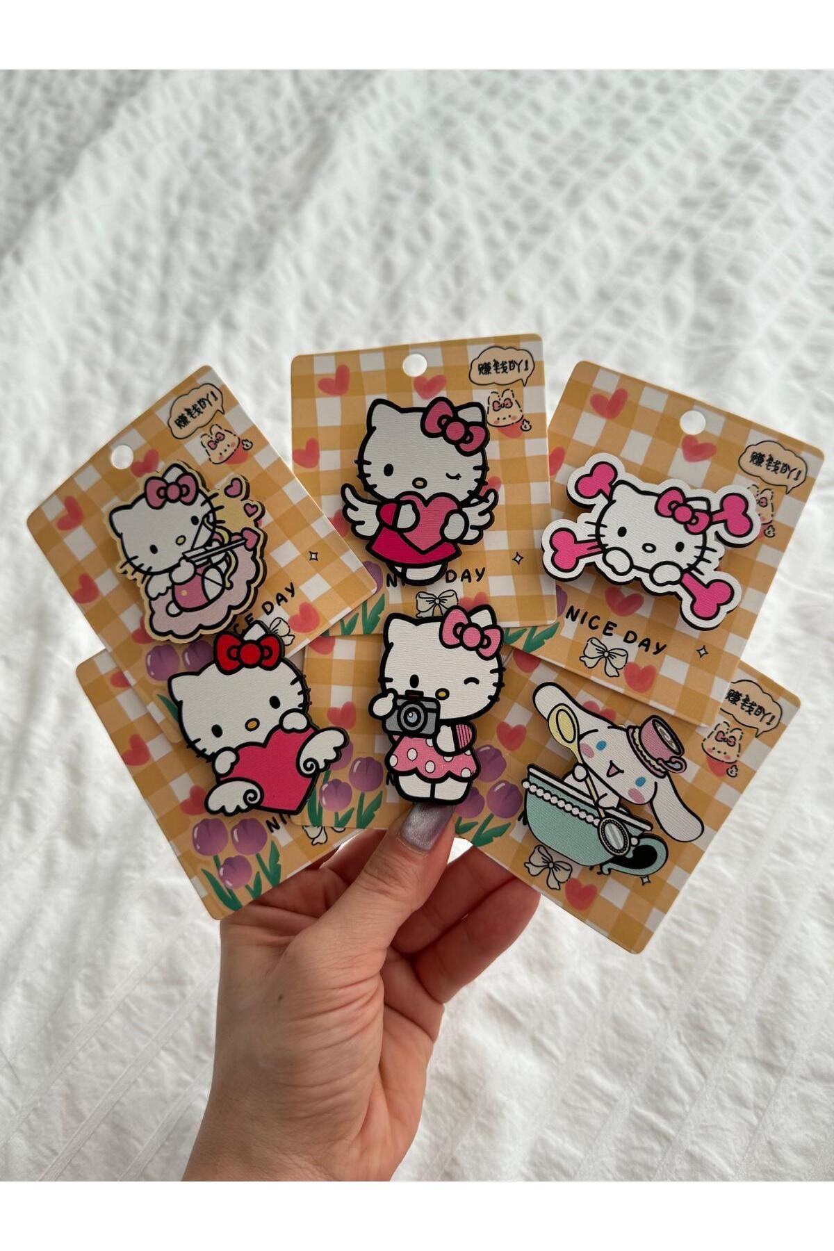 Planet Butik Hello Kitty 6'lı Ahşap Rozet Seti