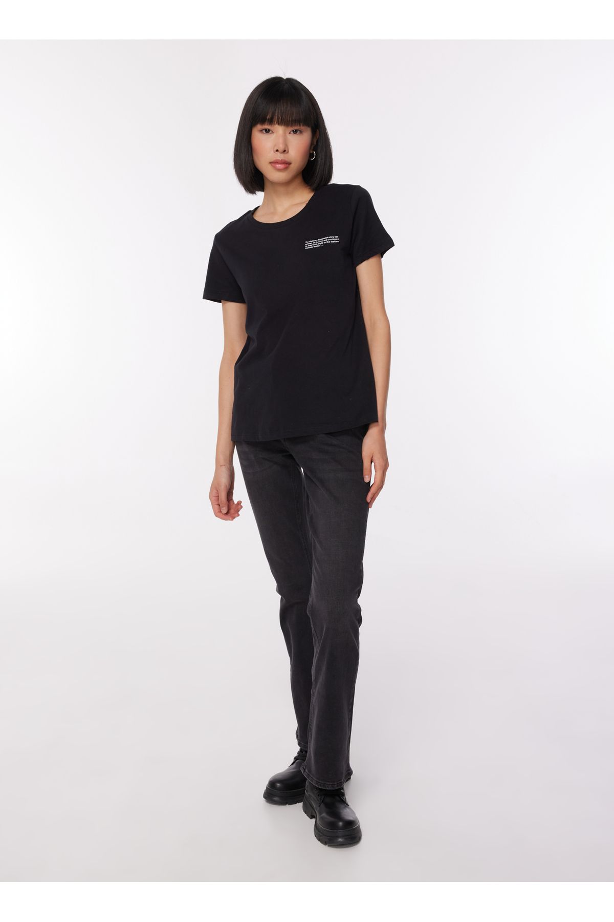 Aeropostale K-metis-y Bisiklet Yaka Kısa Kollu Siyah Kadın T-shirt