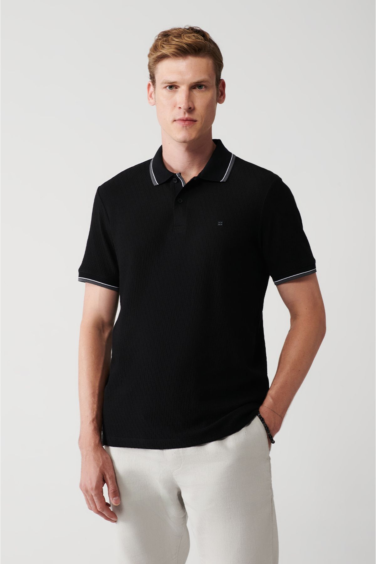 Avva Erkek Siyah %100 Pamuk Jakarlı Regular Fit 2 Düğmeli Polo Yaka T-shirt A31y1185