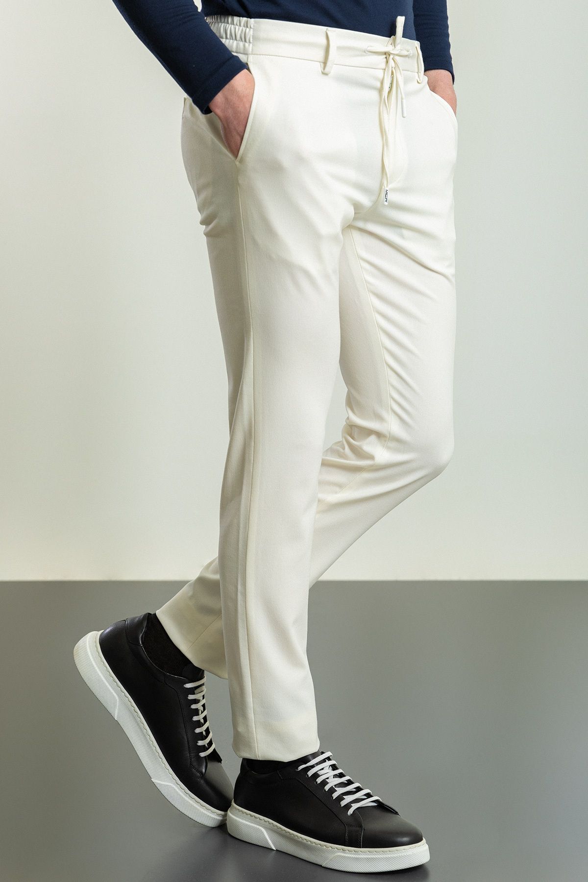 Mcr Düz Beyaz Renk Super Slim Fit Ipli Erkek Pantolon