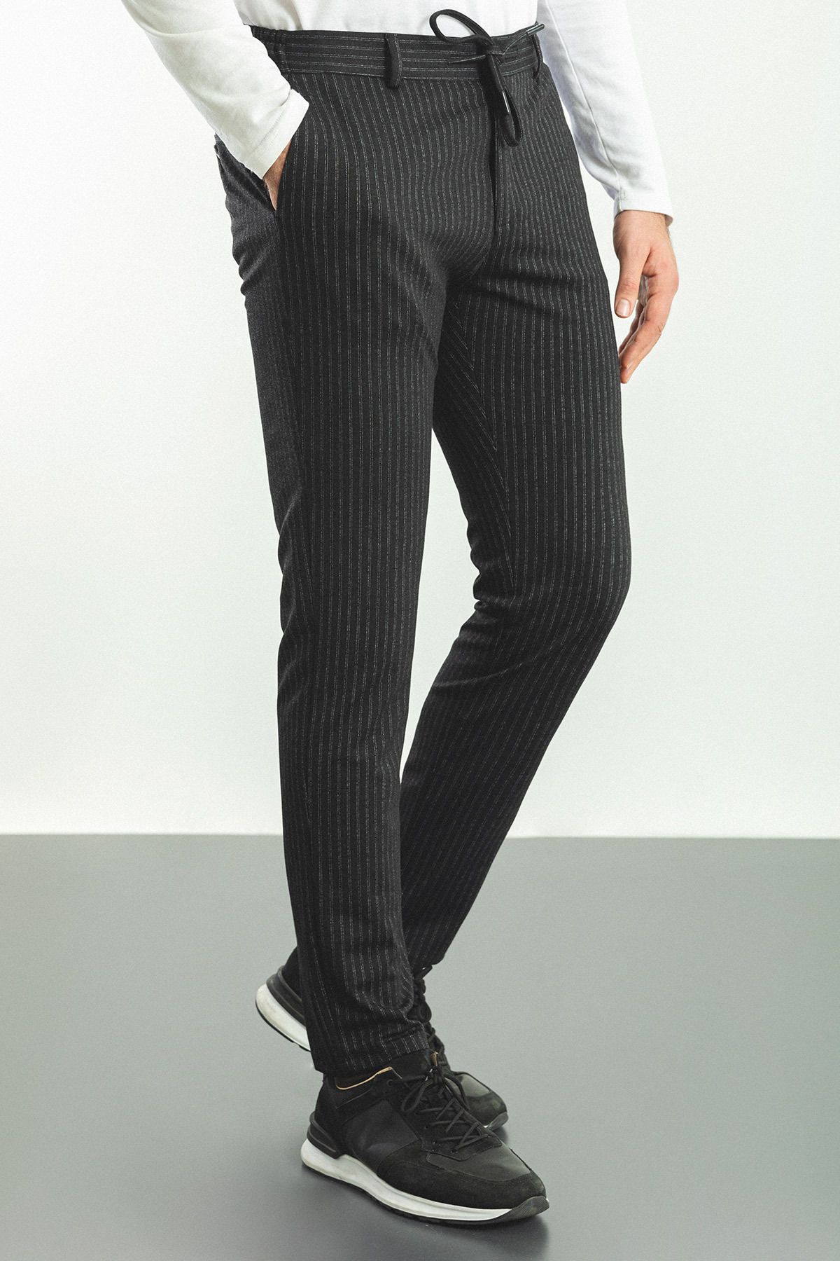 Mcr Çizgili Siyah Renk Super Slim Fit Beli Lastikli Ipli Erkek Pantolon