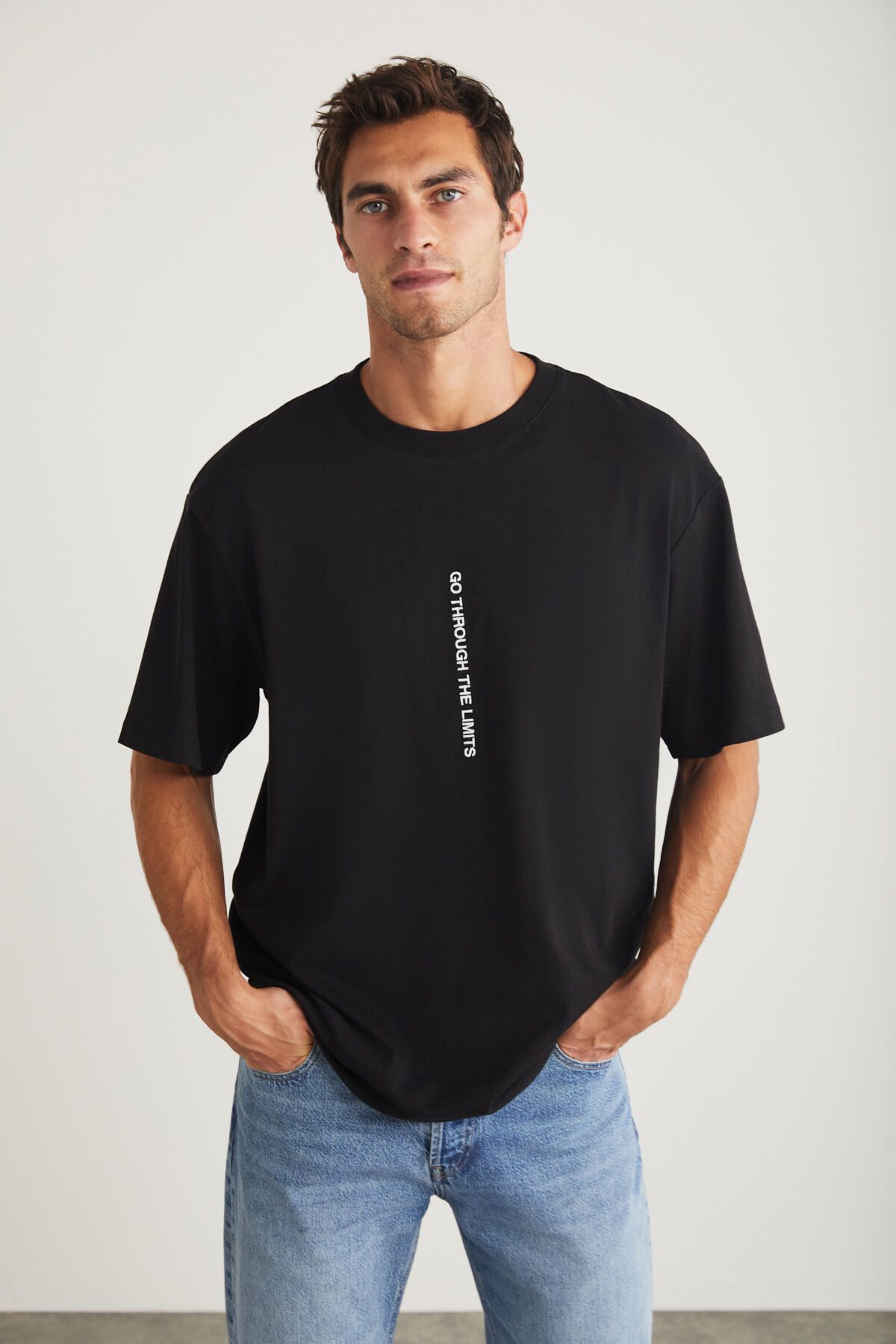 GRIMELANGE Harald Erkek Bisiklet Yaka %100 Pamuk Baskı Detaylı Siyah T-shirt