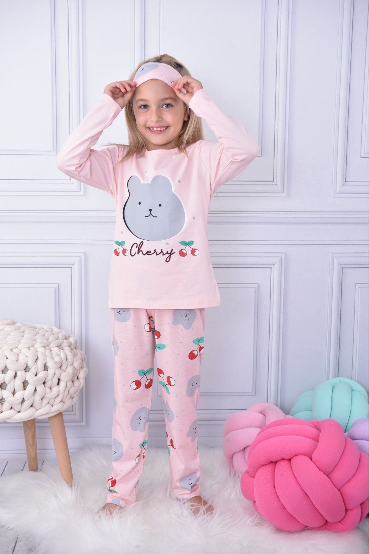 Cansın Mini Pembe Kirazlı Yazı Baskılı Kız Çocuk Göz Bantlı Pijama Takımı 17030