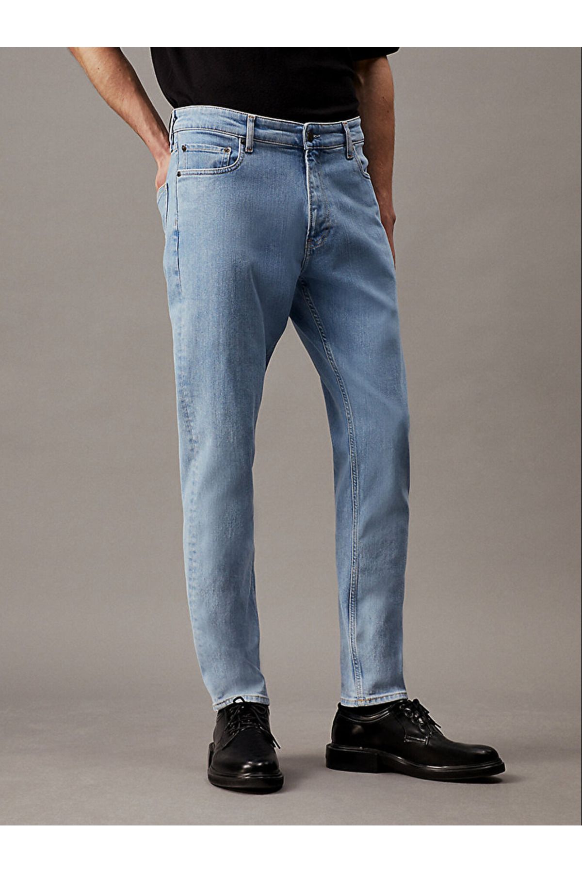 Calvin Klein Tapered Coolmax Jeans