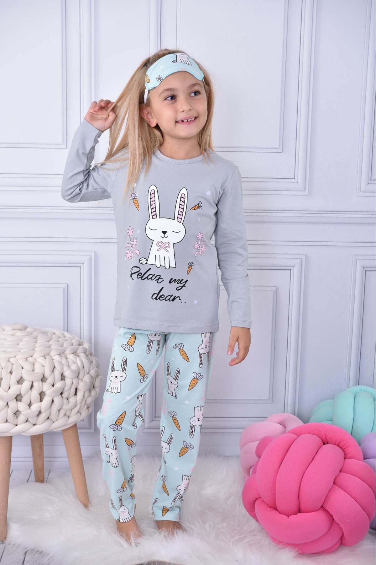 Cansın Mini Gri Tavşan Baskılı Havuçlu Kız Çocuk Pijama Takımı 17023