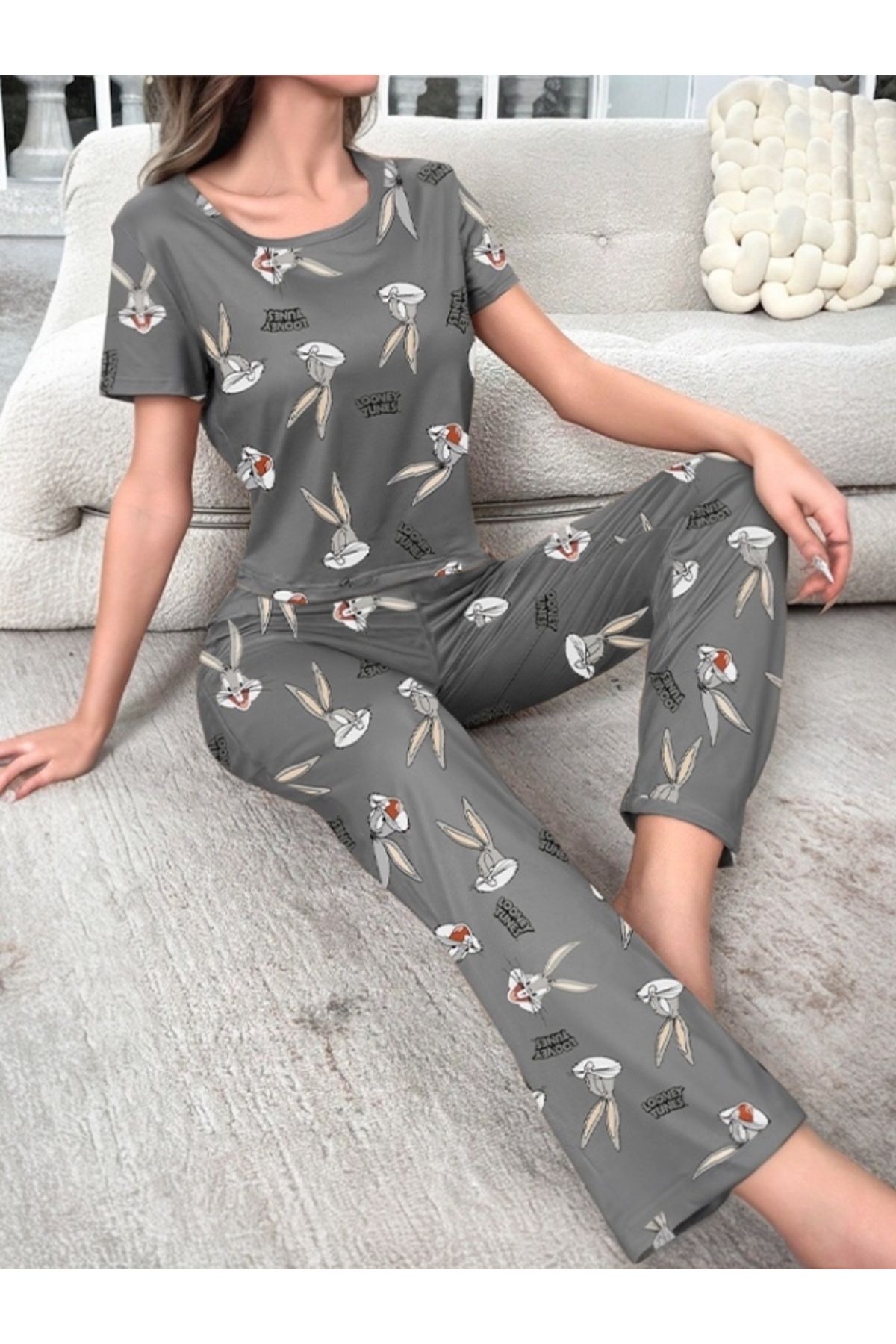 MEYLİYA GRİ bugs bunny baskılı kısa kollu kadın pijama takımı suprem soft PNY